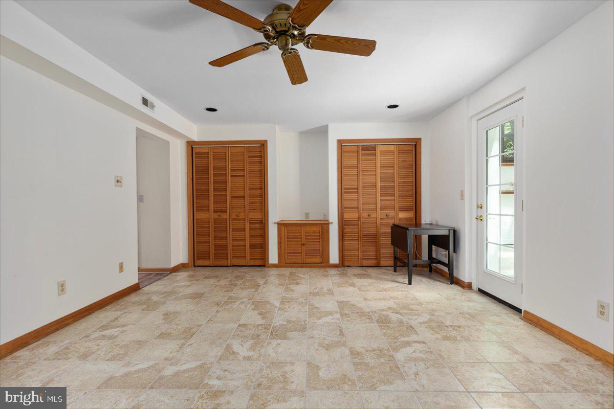 HERITAGE WOODS - Residential