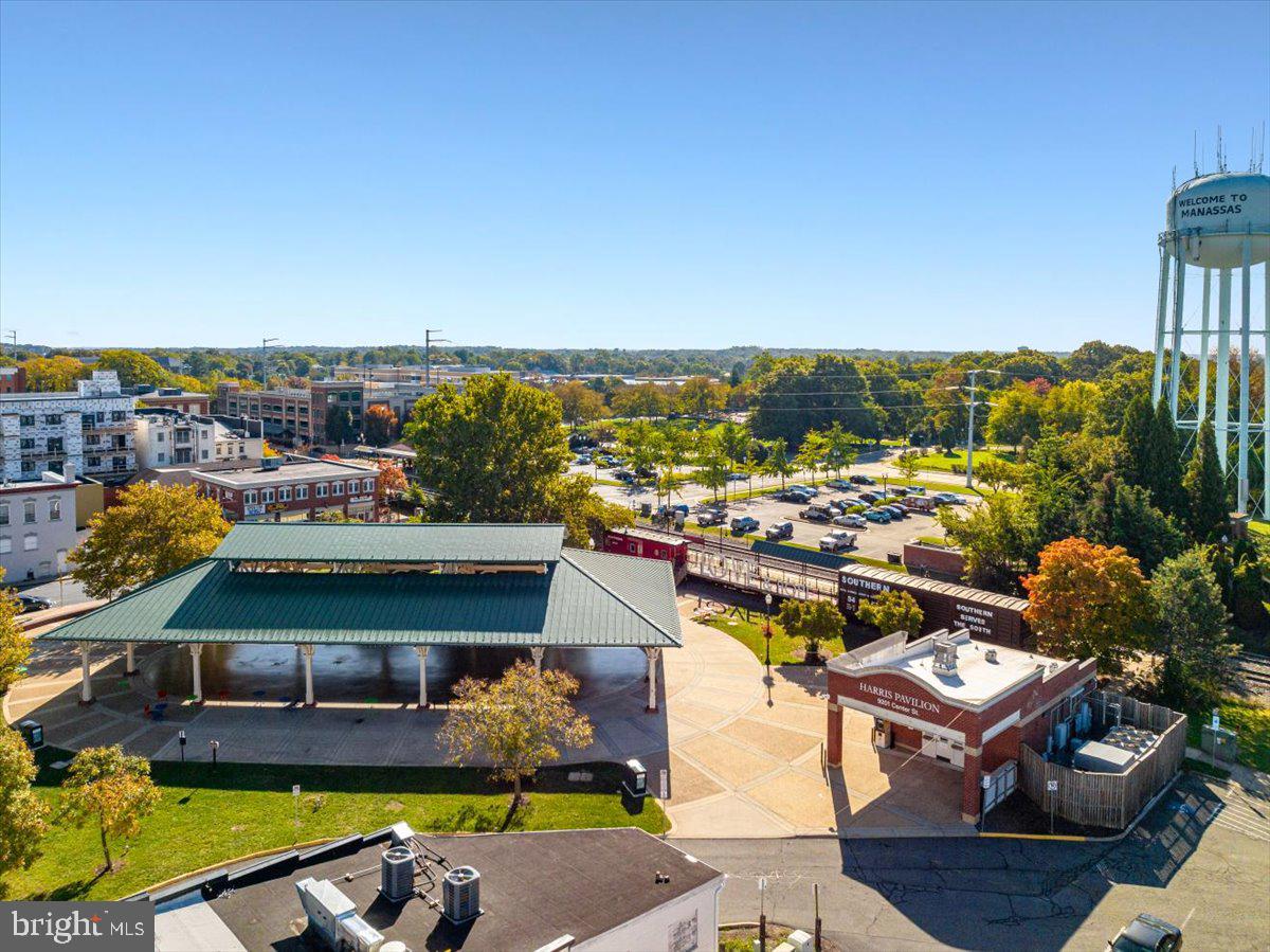 HERITAGE WOODS - Residential