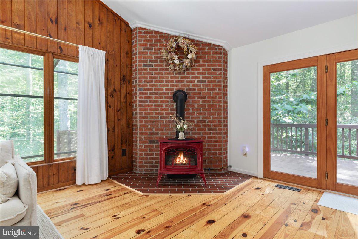 HERITAGE WOODS - Residential