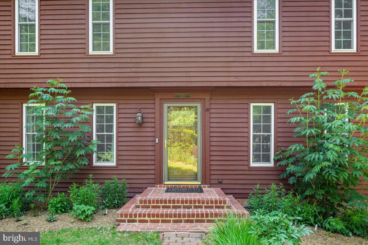 HERITAGE WOODS - Residential