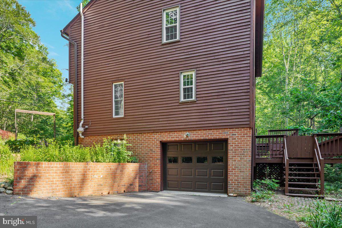 HERITAGE WOODS - Residential
