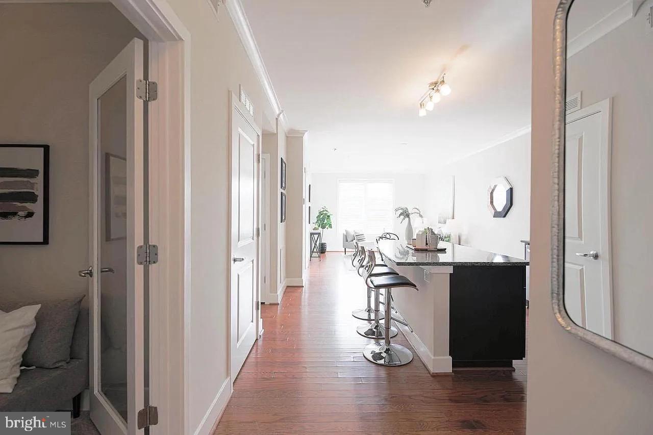 OLD TOWN COMMONS - Residential Lease