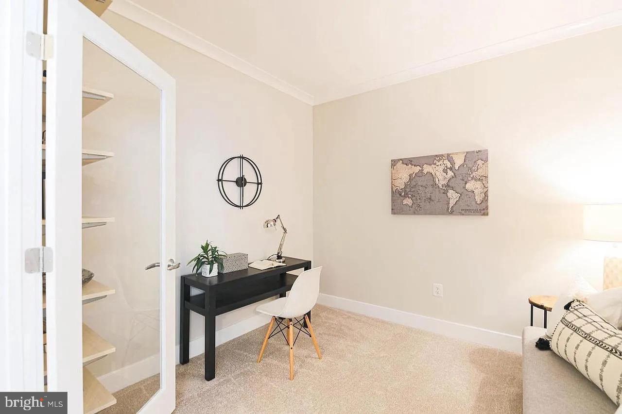 OLD TOWN COMMONS - Residential Lease