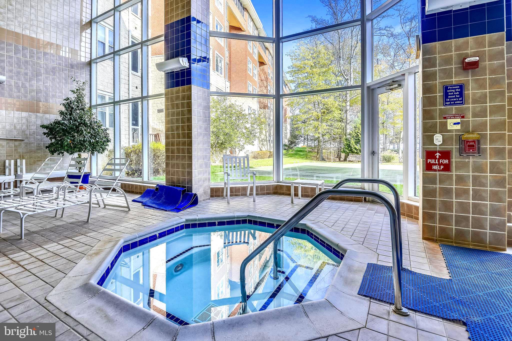 BAYWOODS OF ANNAPOLIS - Residential