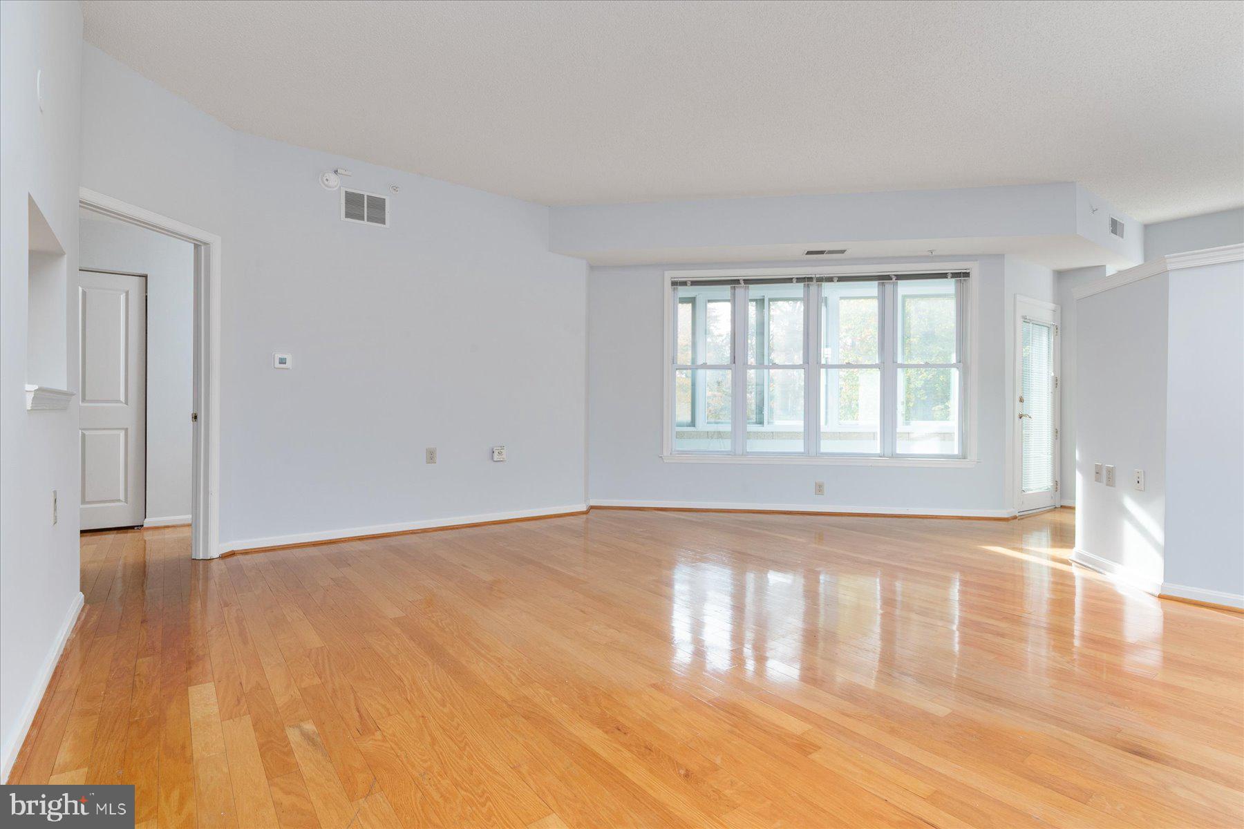 BAYWOODS OF ANNAPOLIS - Residential