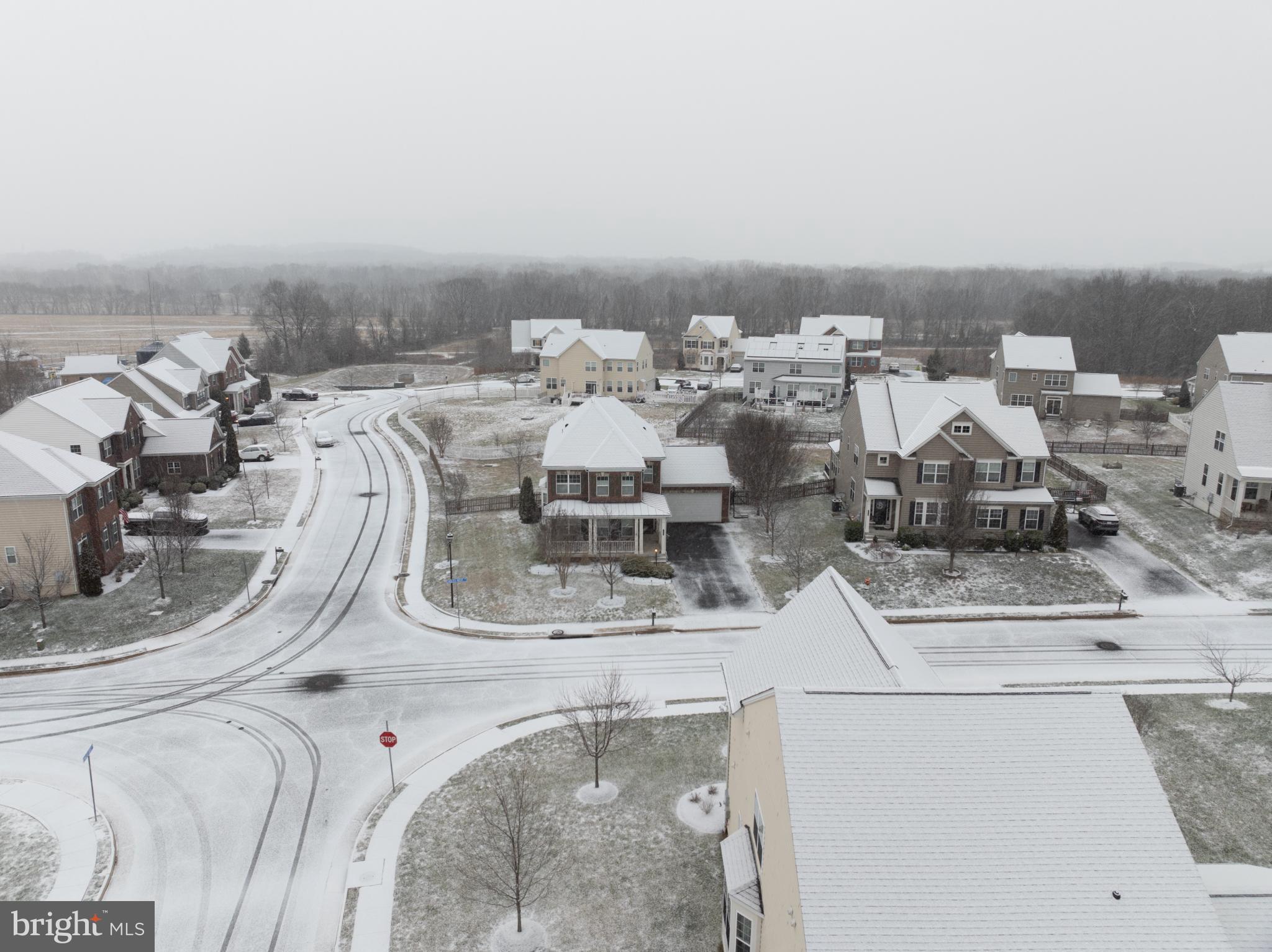 VILLAGE GREEN - Residential
