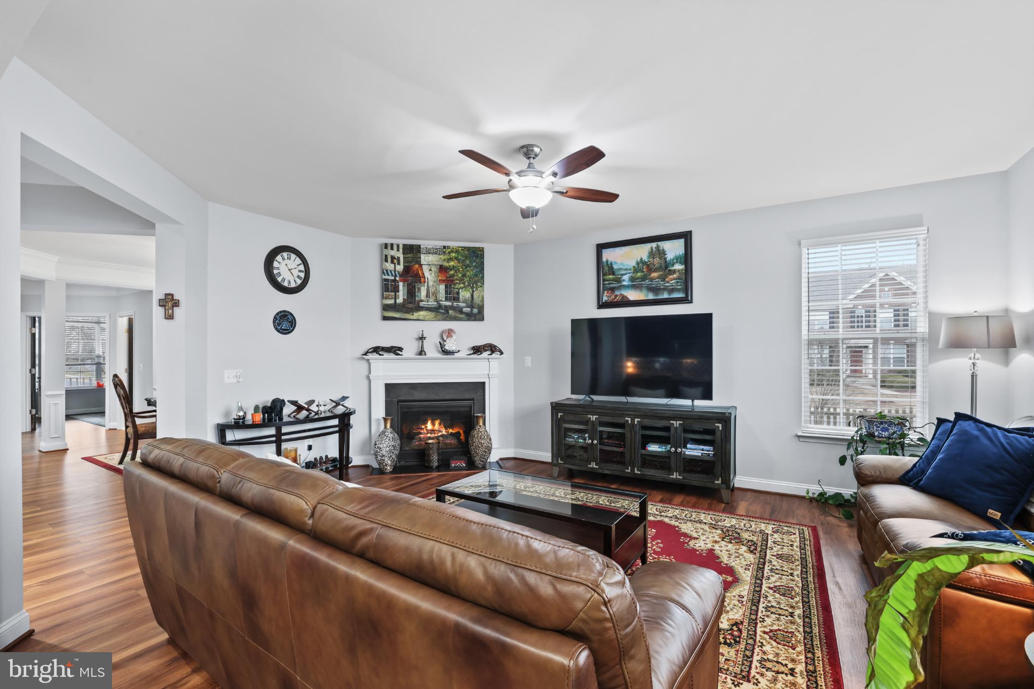 VILLAGE GREEN - Residential