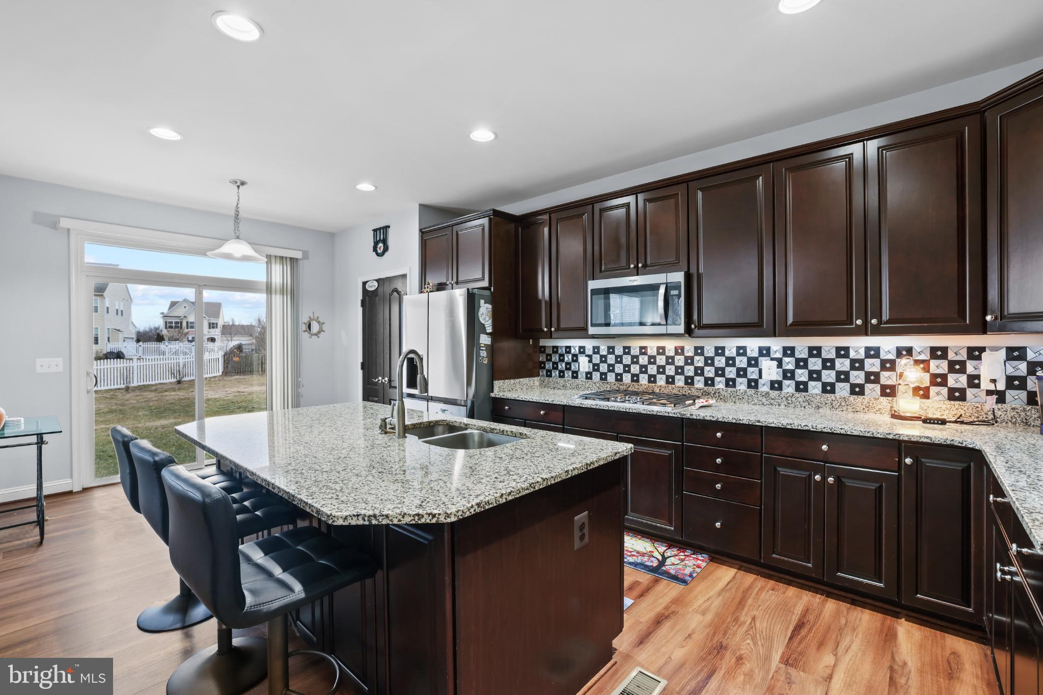 VILLAGE GREEN - Residential