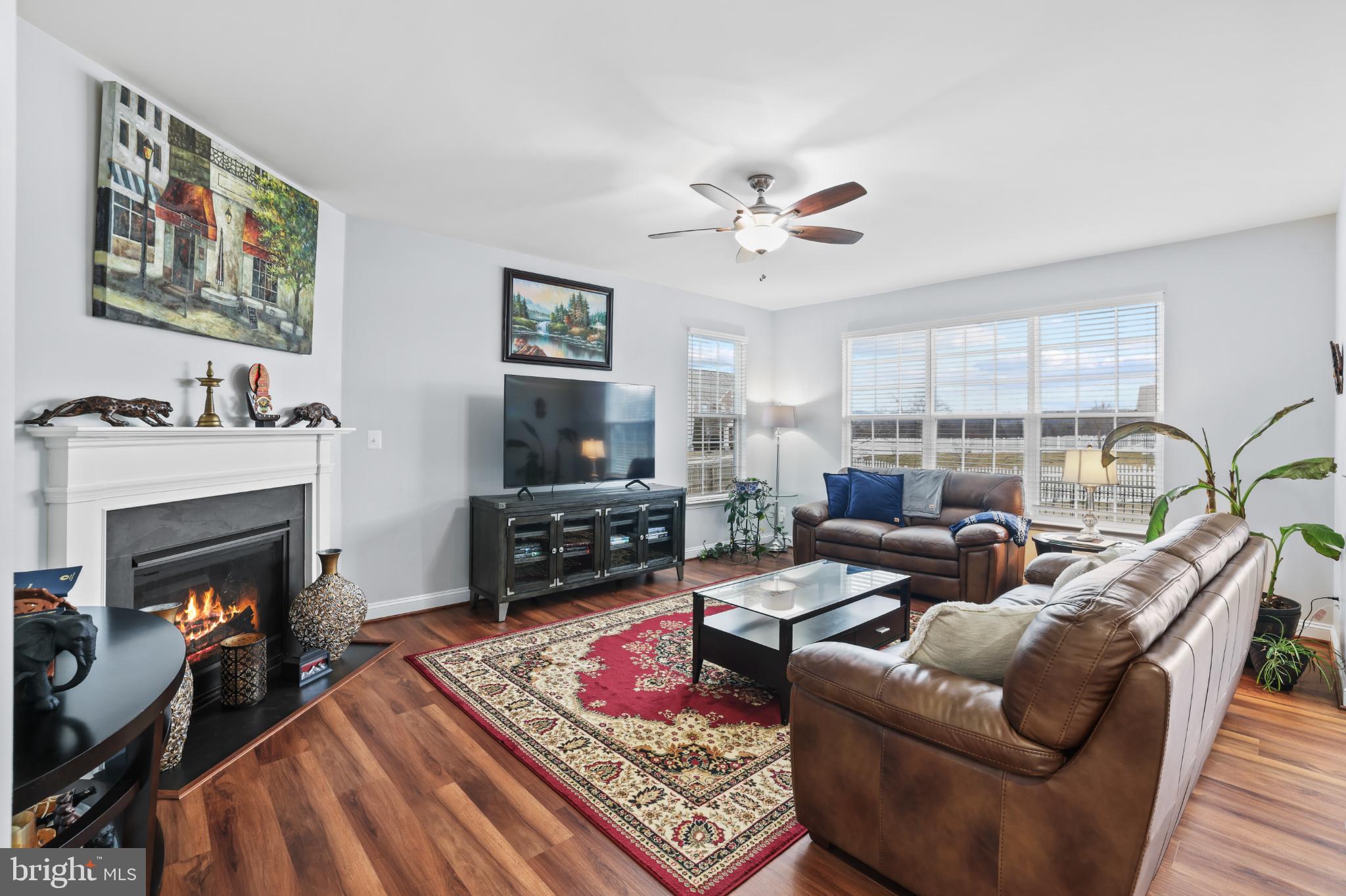 VILLAGE GREEN - Residential