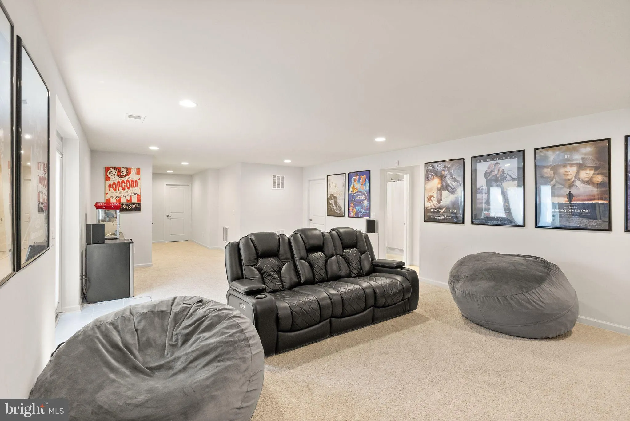 Chantilly, Virginia 20152, United States, 5 Bedrooms Bedrooms, ,5 BathroomsBathrooms,Residential,Contingent,139