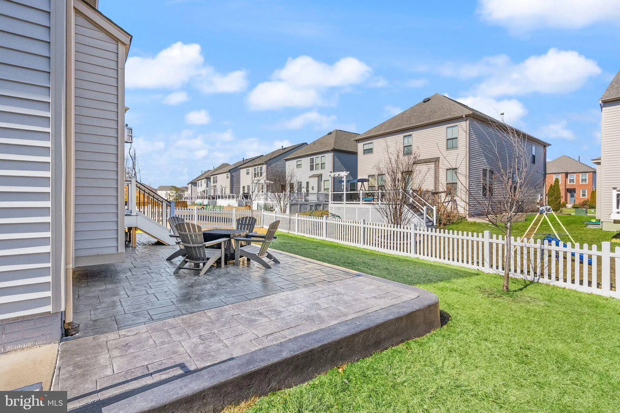 Chantilly, Virginia 20152, United States, 5 Bedrooms Bedrooms, ,5 BathroomsBathrooms,Residential,Contingent,139