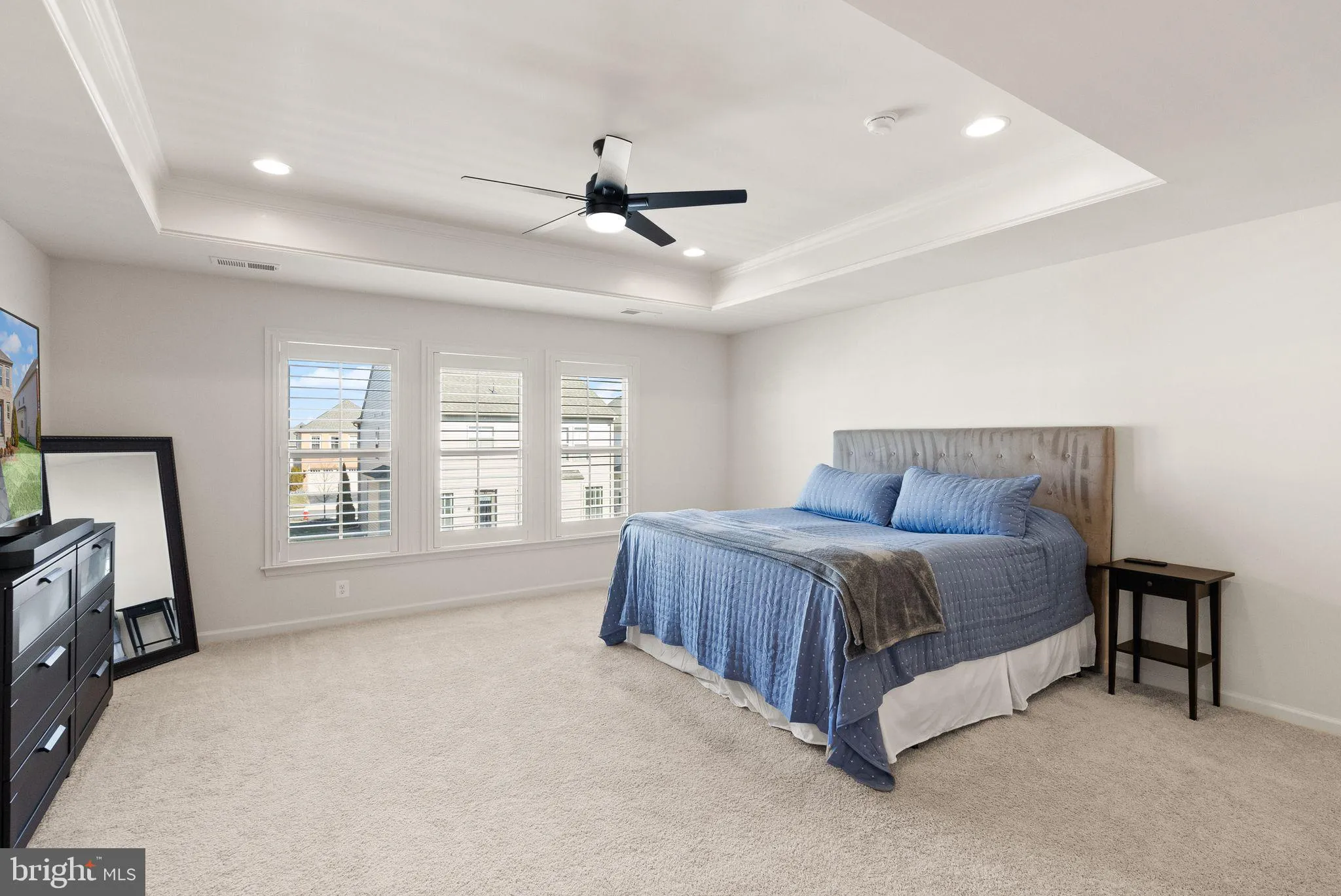 Chantilly, Virginia 20152, United States, 5 Bedrooms Bedrooms, ,5 BathroomsBathrooms,Residential,Contingent,139