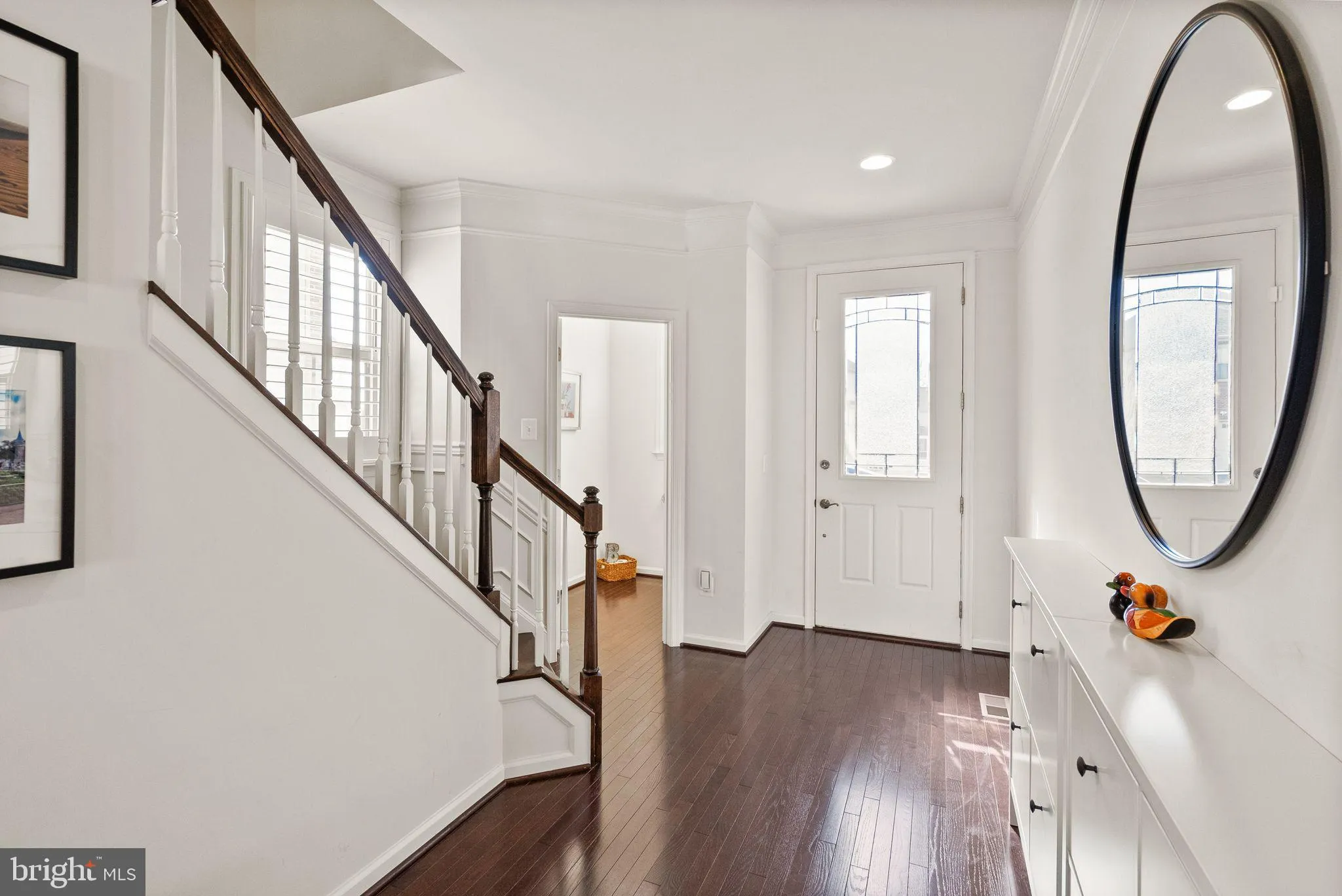 Chantilly, Virginia 20152, United States, 5 Bedrooms Bedrooms, ,5 BathroomsBathrooms,Residential,Contingent,139