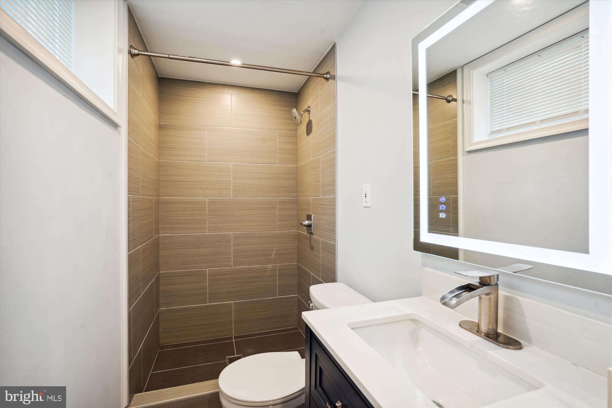 RAVENSWORTH GROVE - Residential