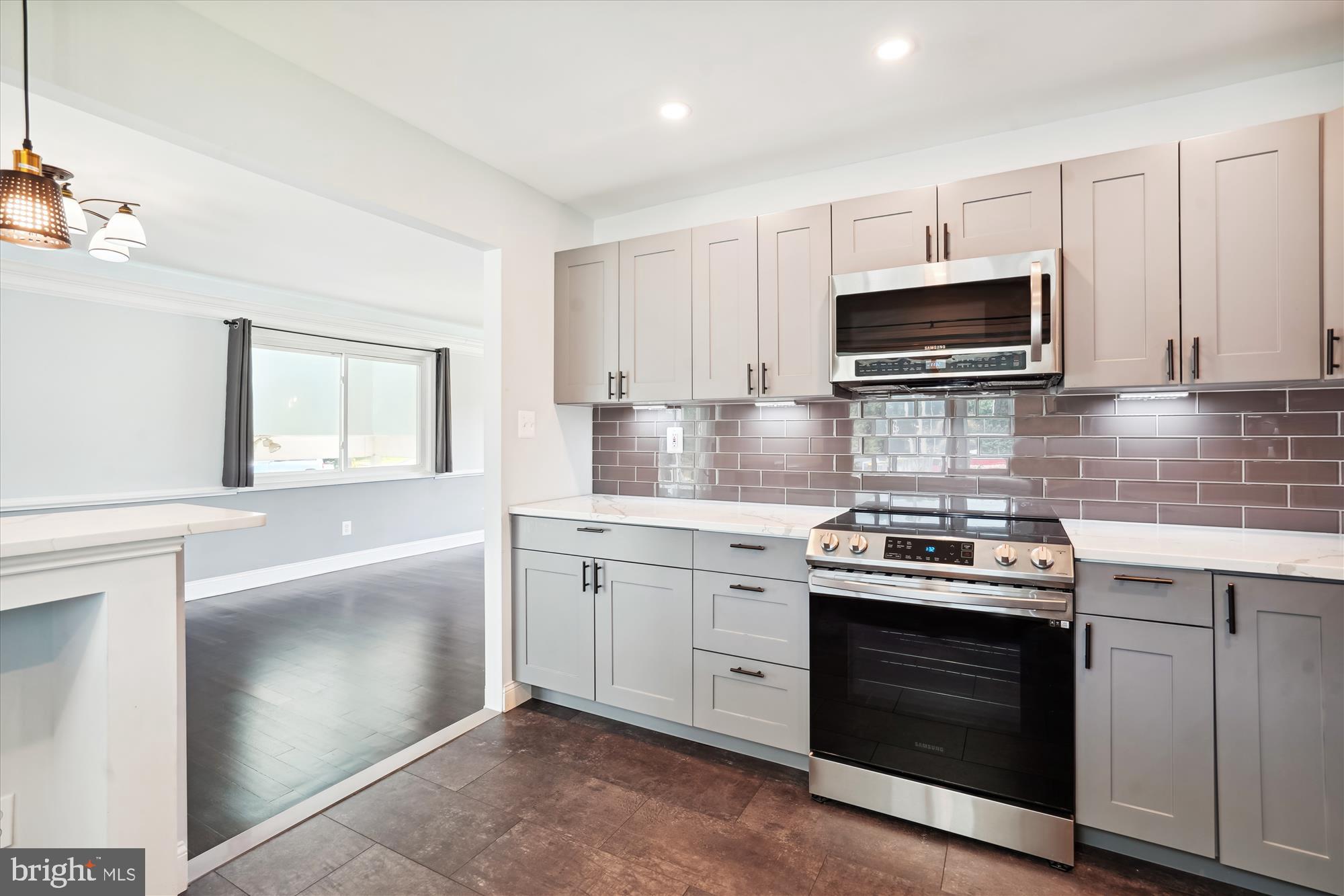 RAVENSWORTH GROVE - Residential