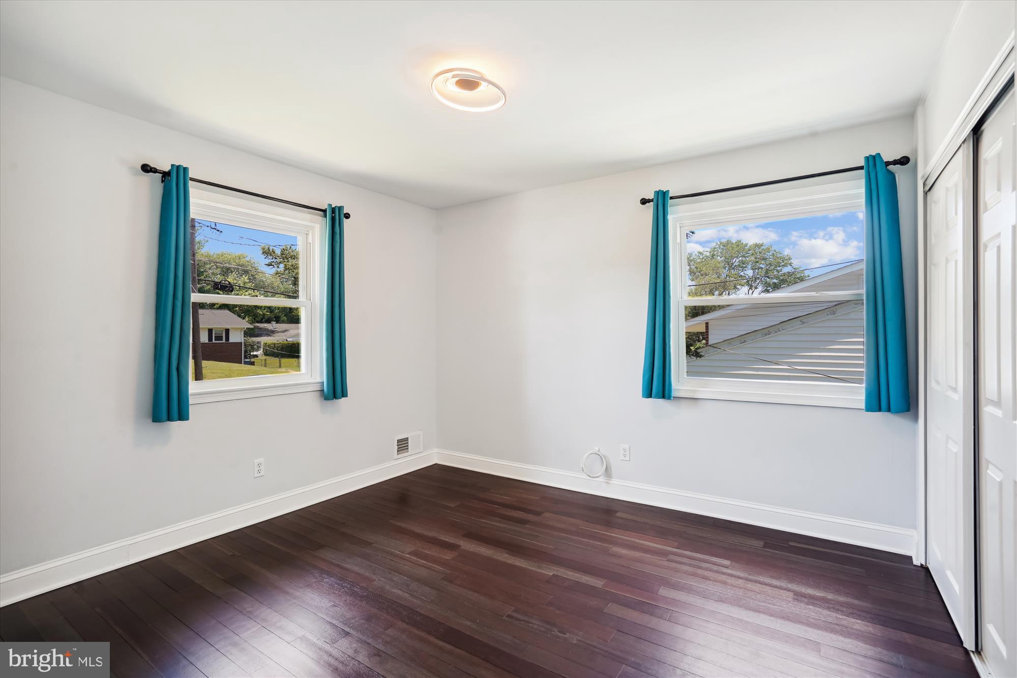 RAVENSWORTH GROVE - Residential