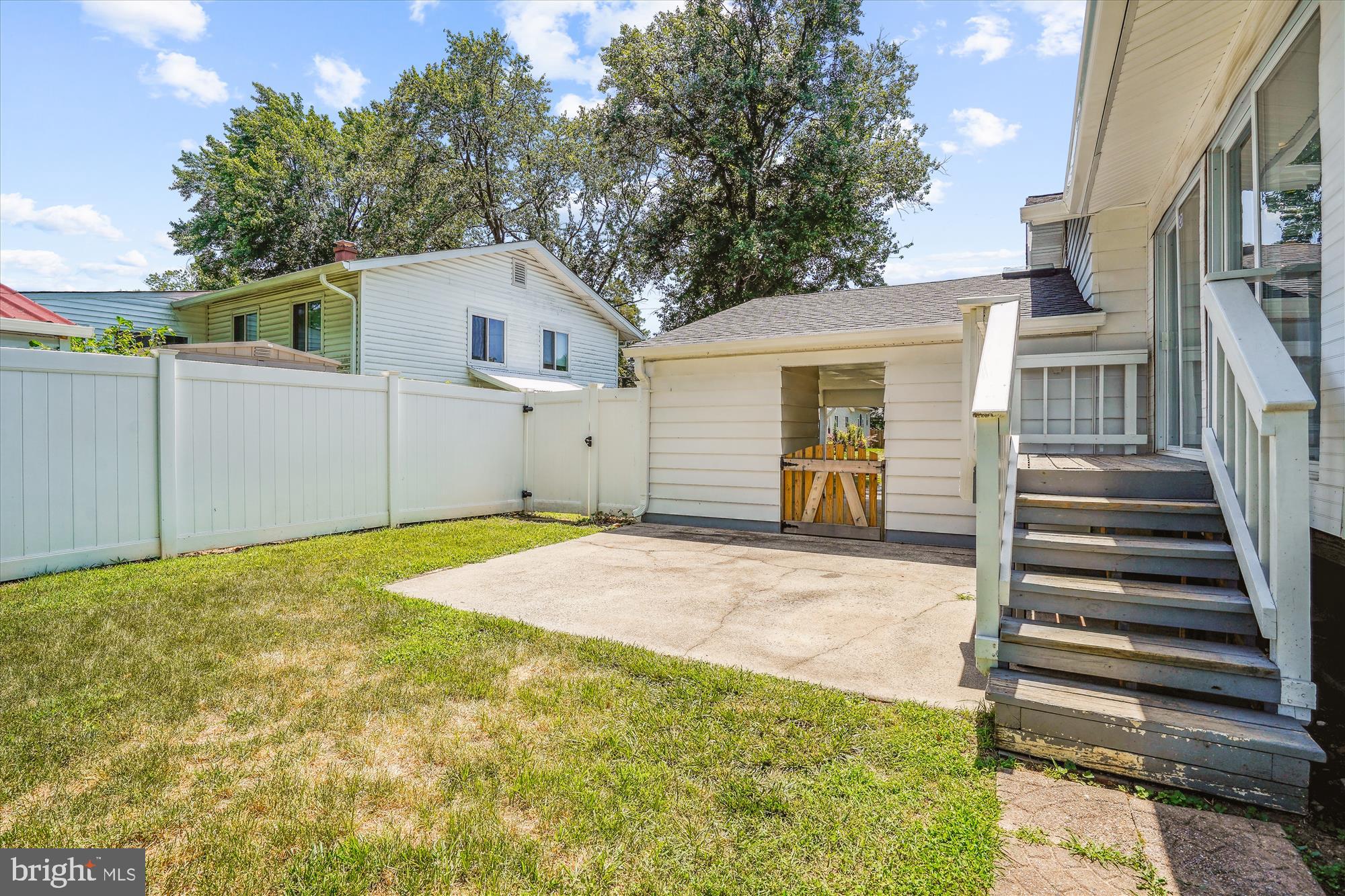 RAVENSWORTH GROVE - Residential