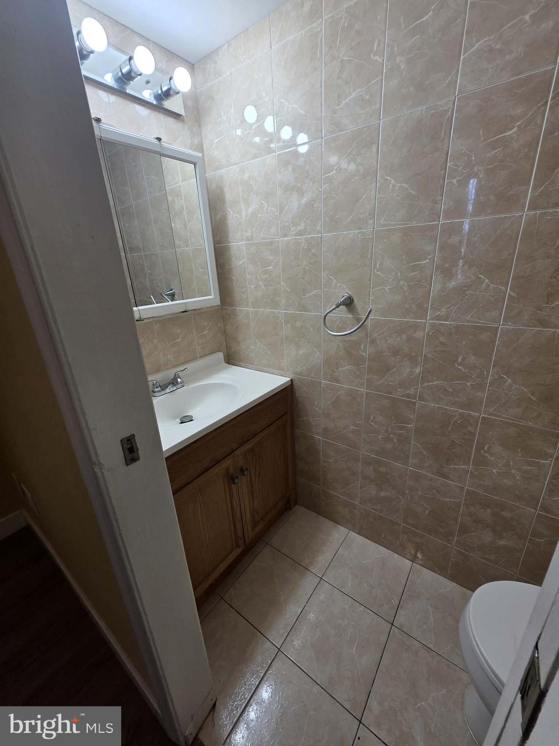 SOMERTON - Residential