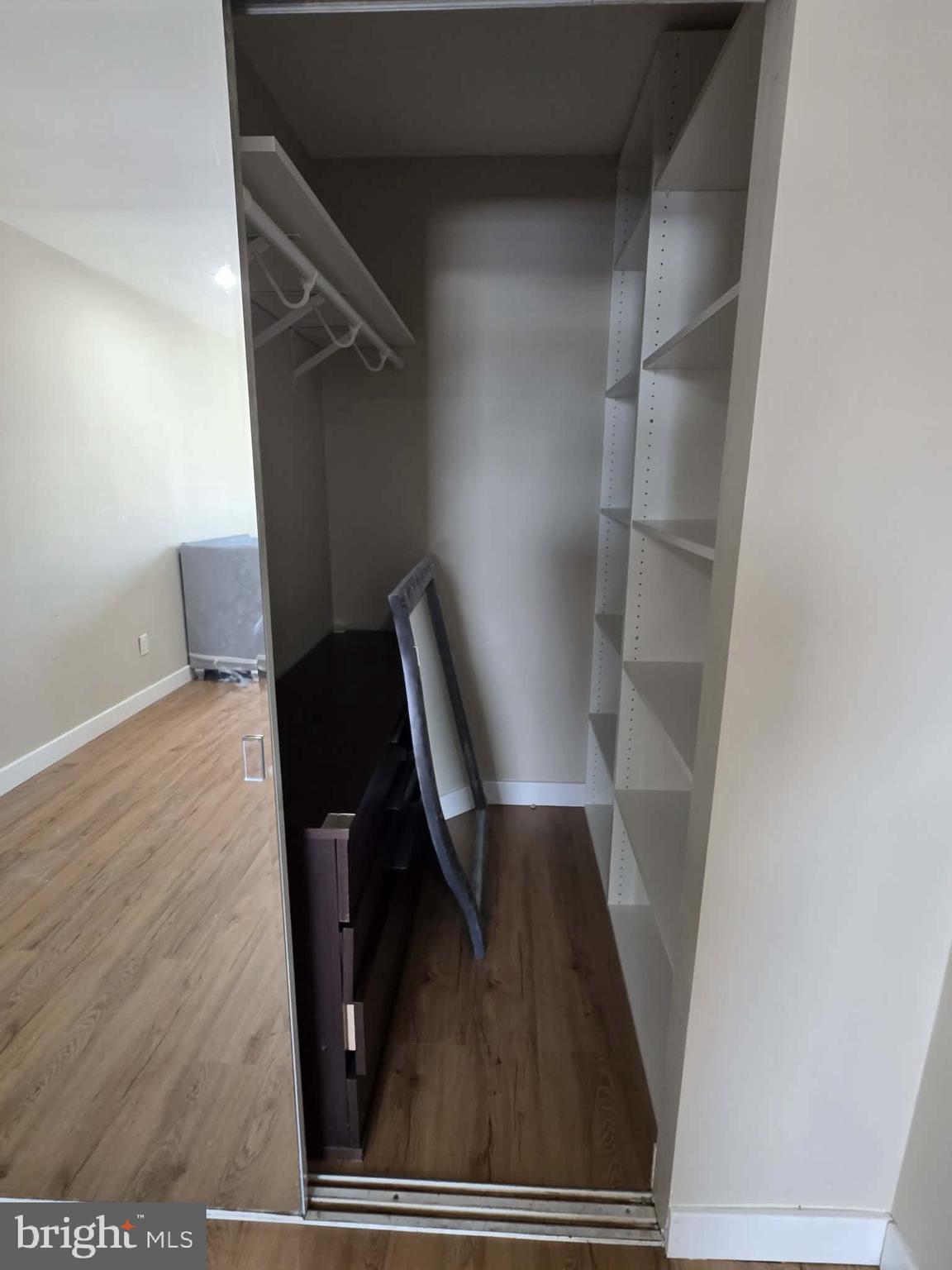 SOMERTON - Residential