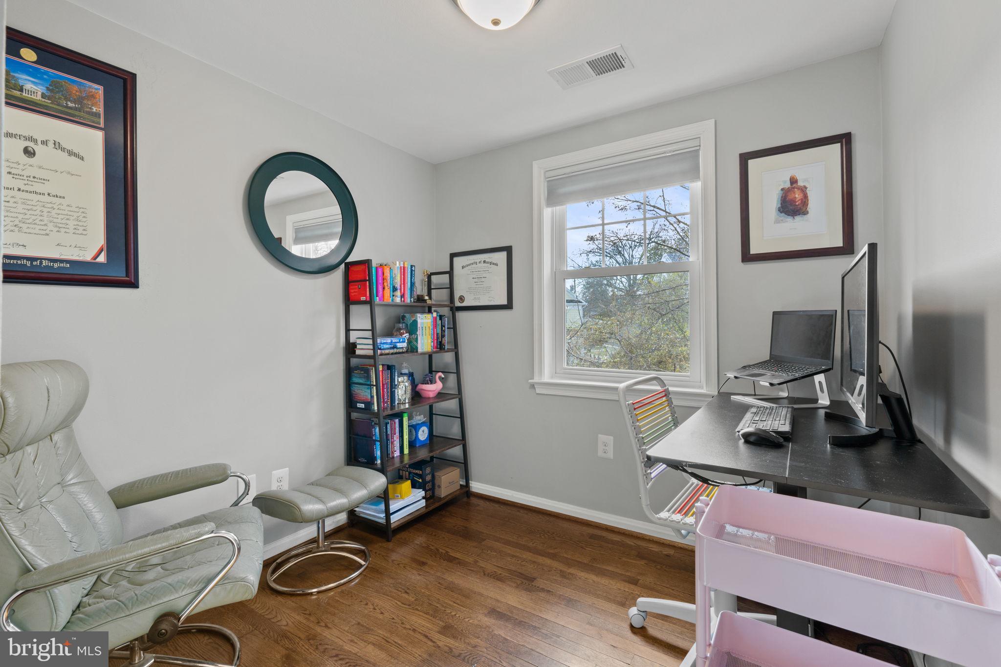 WARWICK VILLAGE - Residential