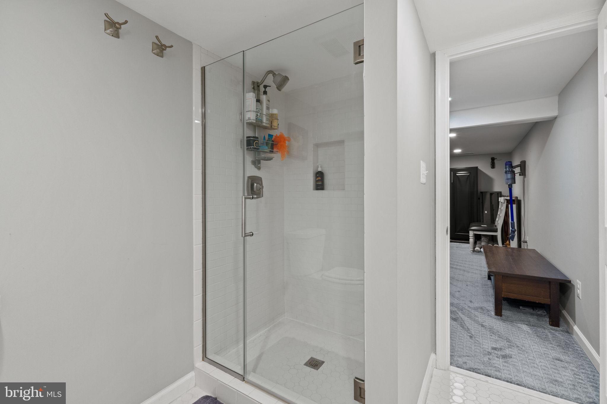 WARWICK VILLAGE - Residential