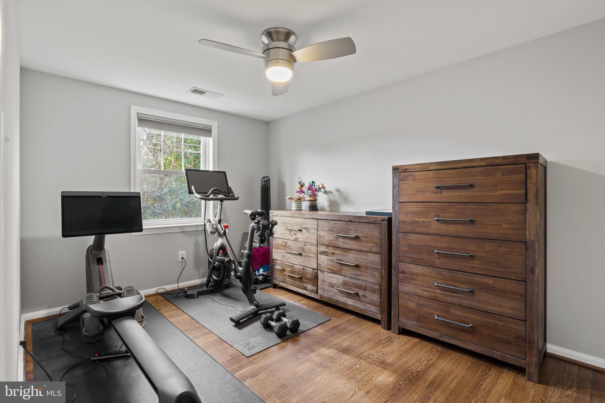 WARWICK VILLAGE - Residential