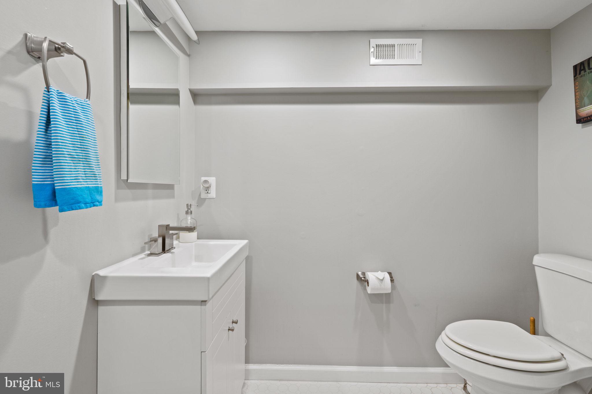 WARWICK VILLAGE - Residential