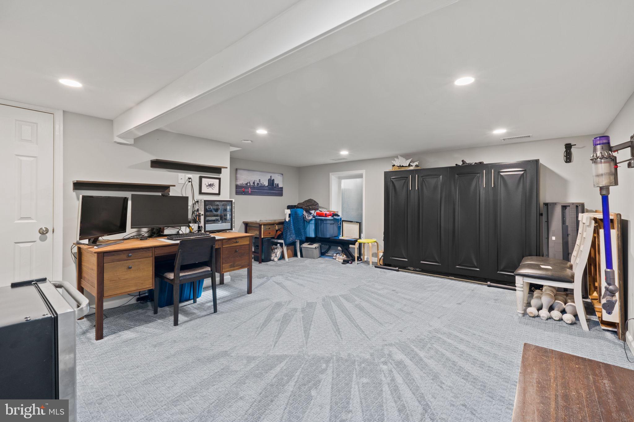 WARWICK VILLAGE - Residential