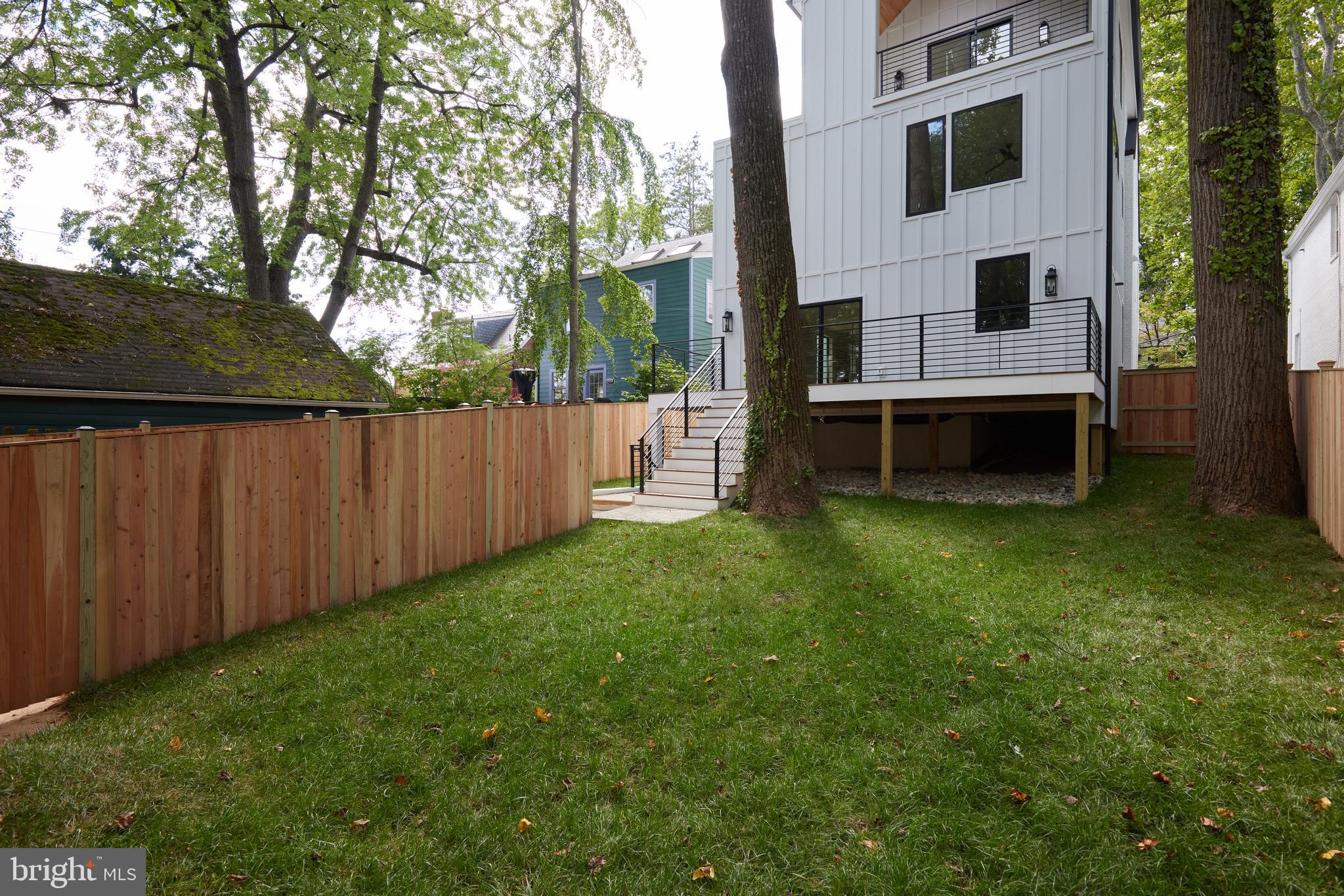 CHEVY CHASE - Residential
