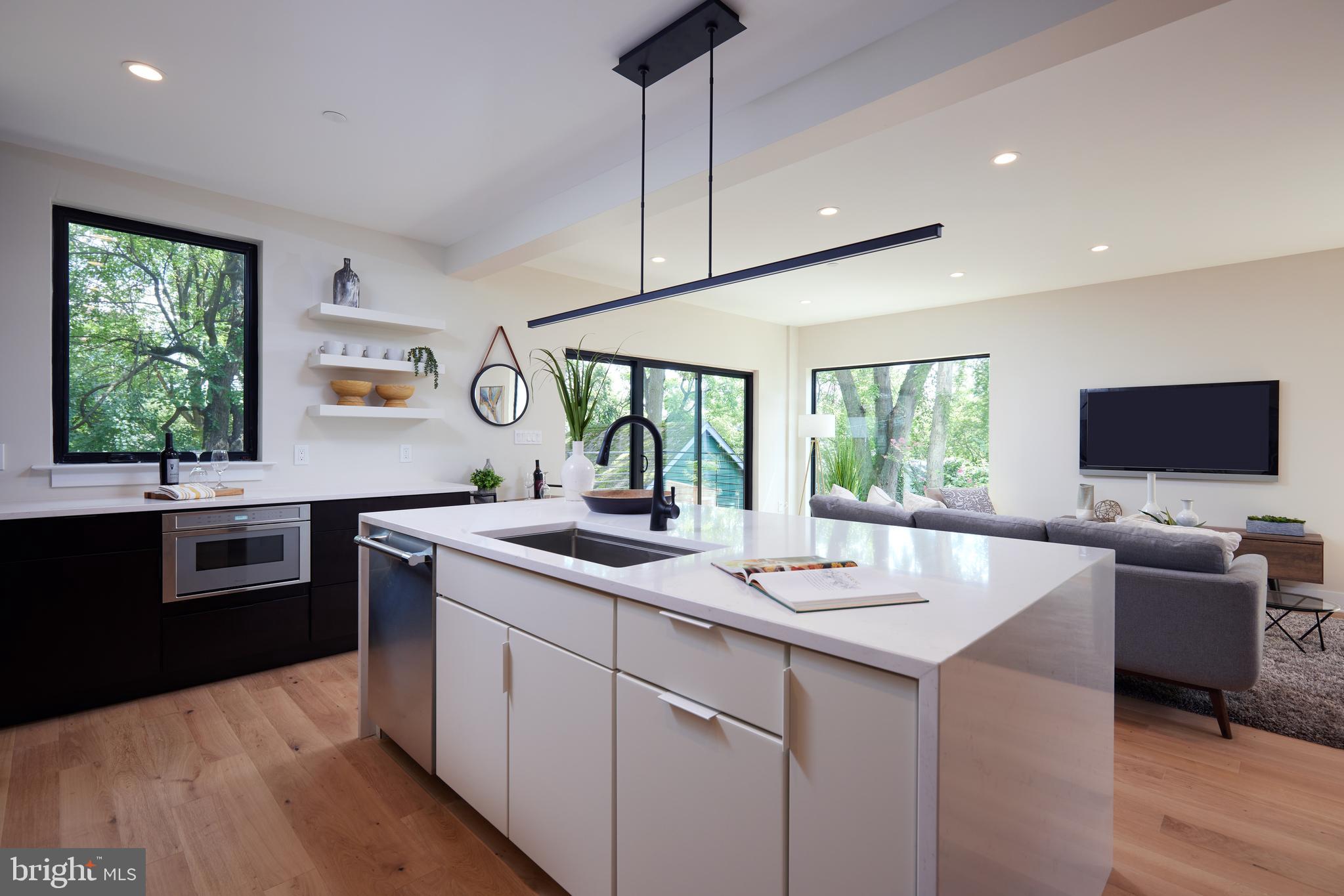 CHEVY CHASE - Residential