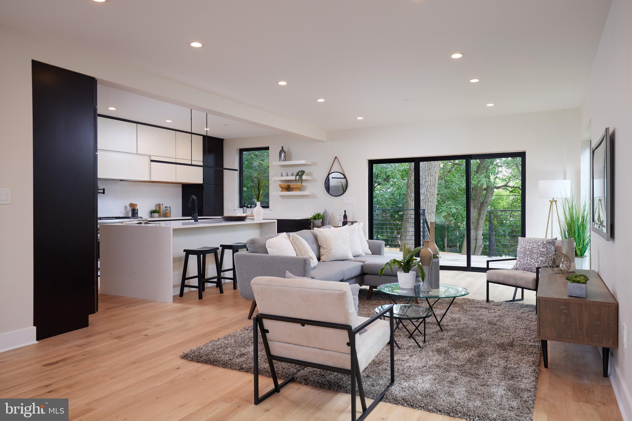 CHEVY CHASE - Residential