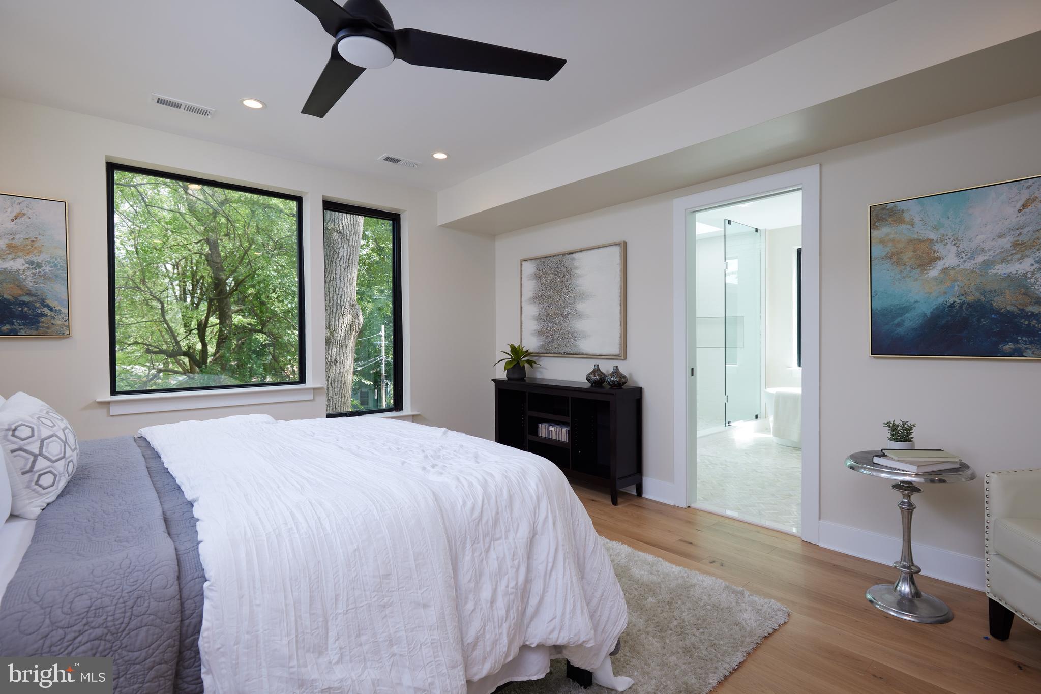 CHEVY CHASE - Residential