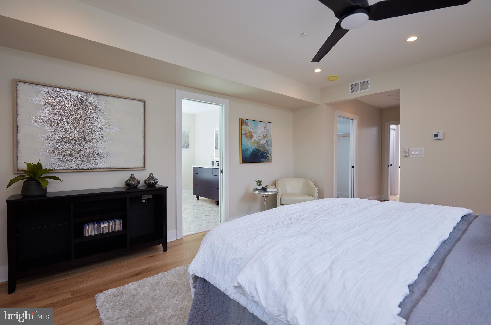 CHEVY CHASE - Residential