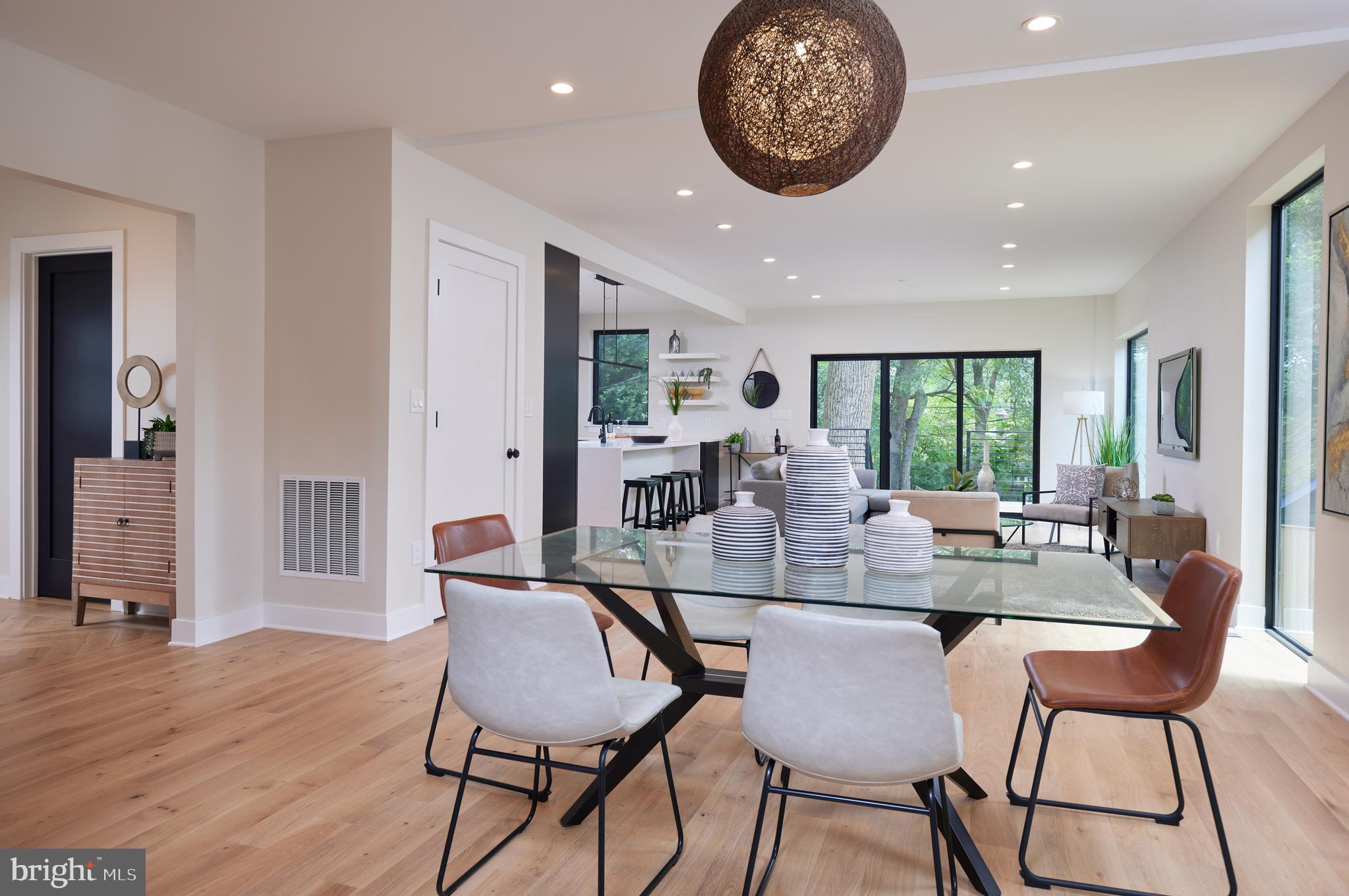 CHEVY CHASE - Residential