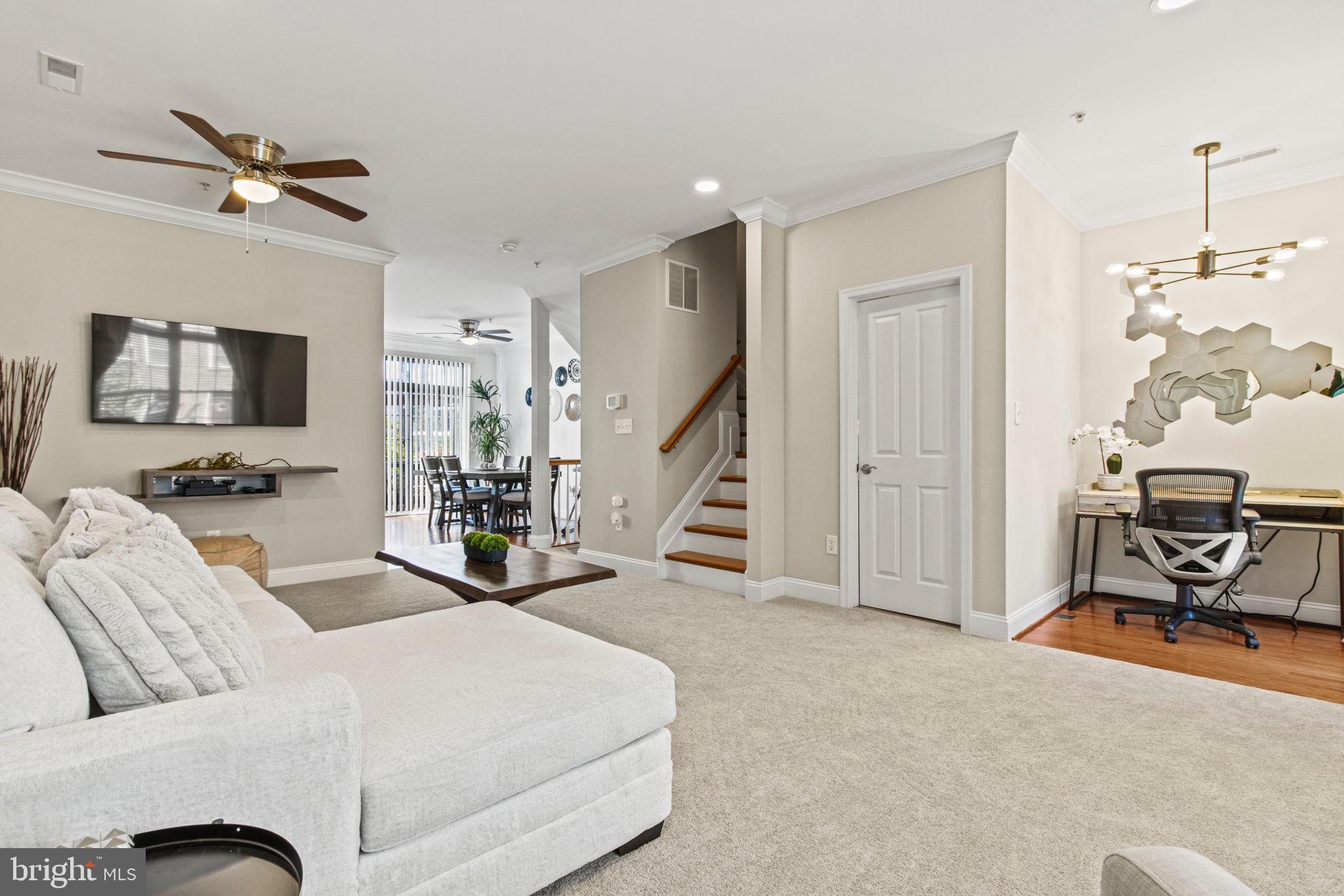 CAMDEN CROSSING - Residential Lease