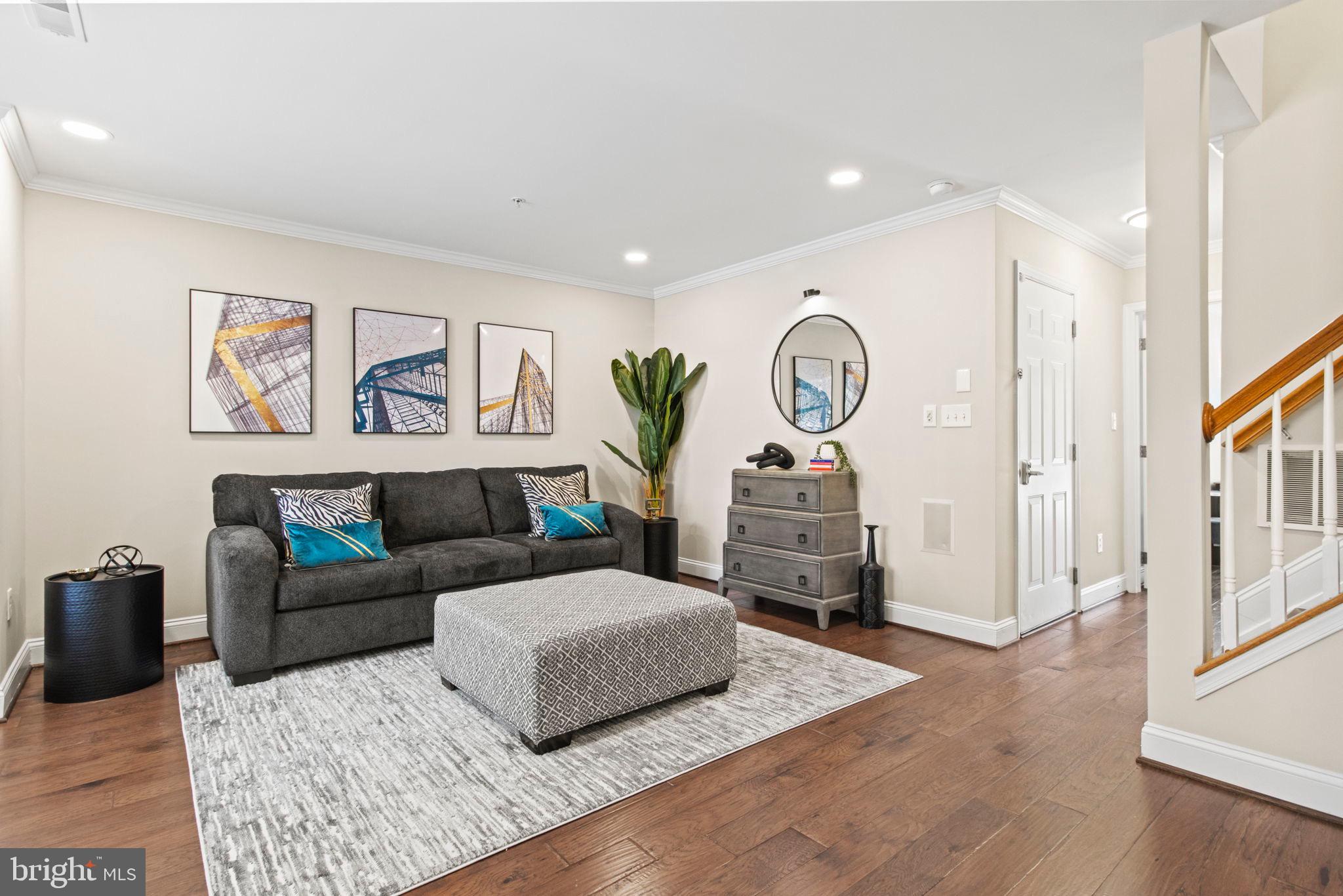 CAMDEN CROSSING - Residential Lease