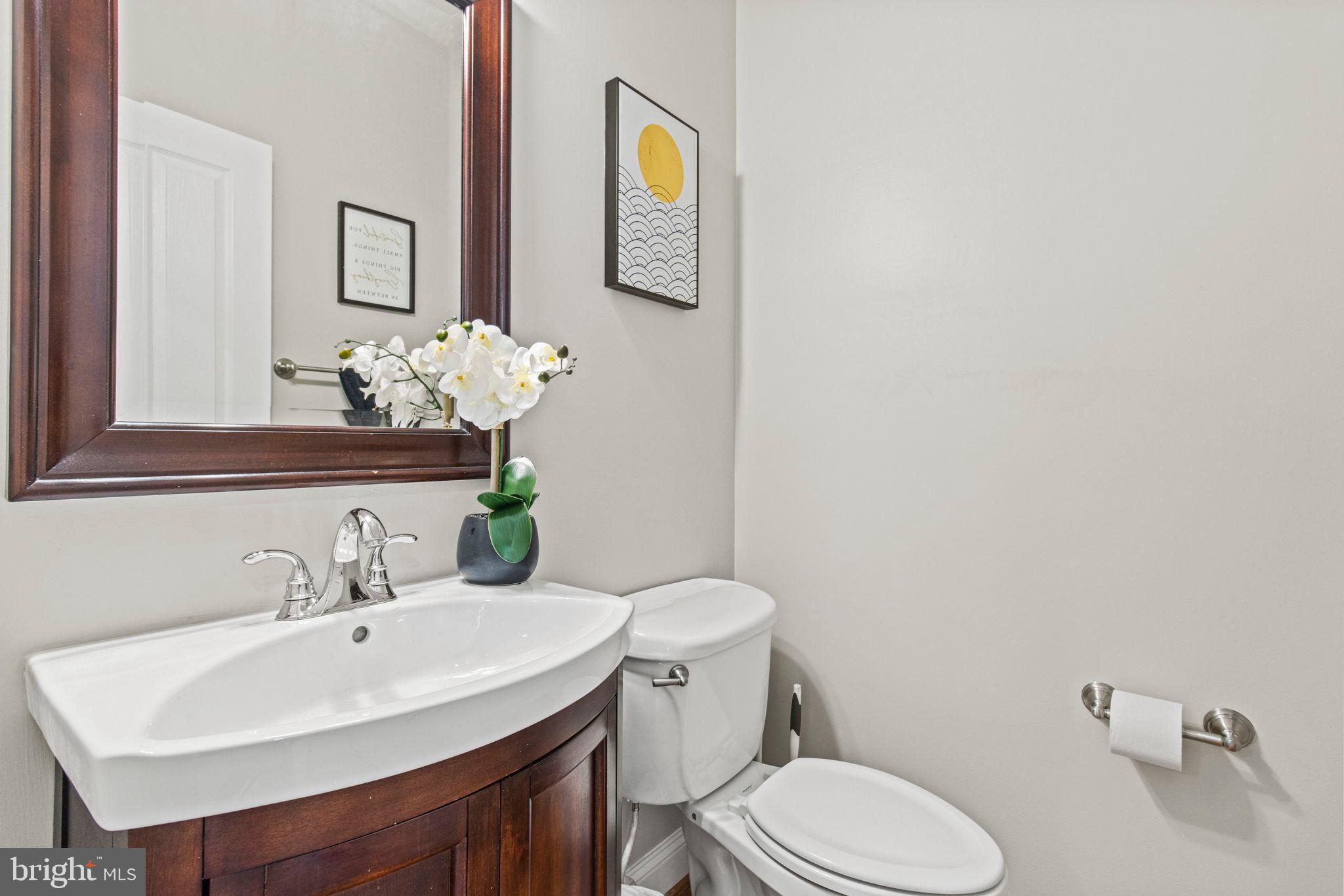 CAMDEN CROSSING - Residential Lease