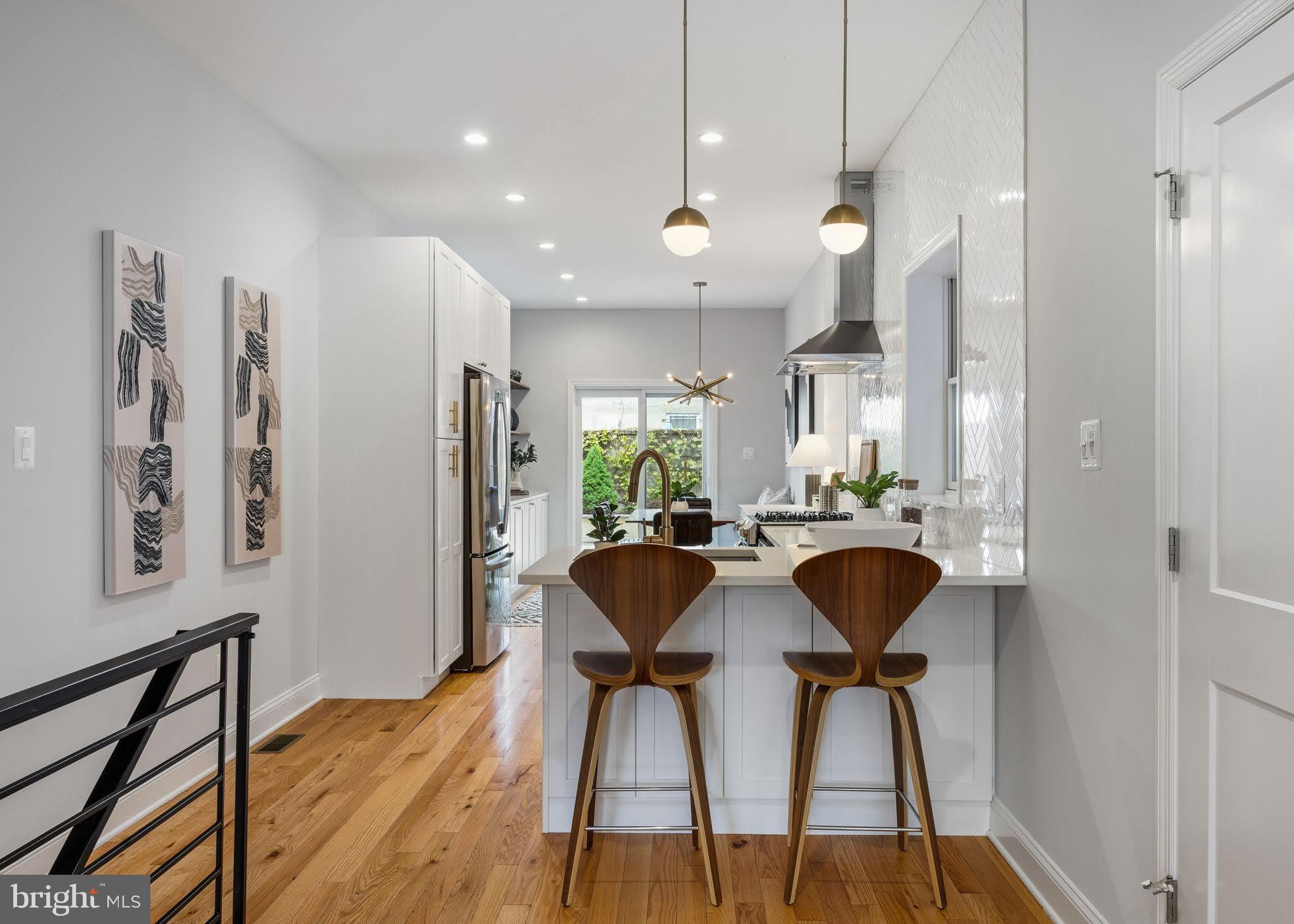 PASSYUNK SQUARE - Residential