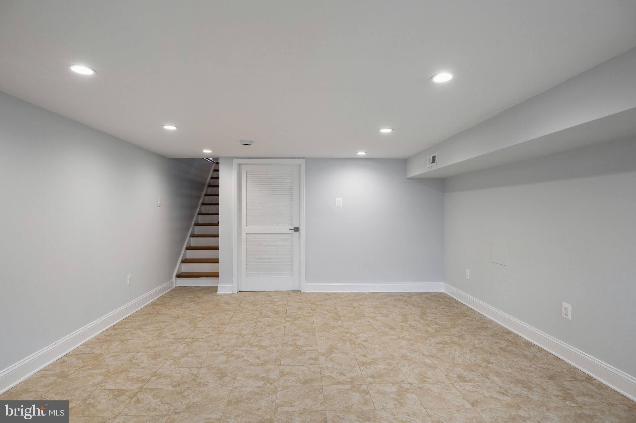 PASSYUNK SQUARE - Residential