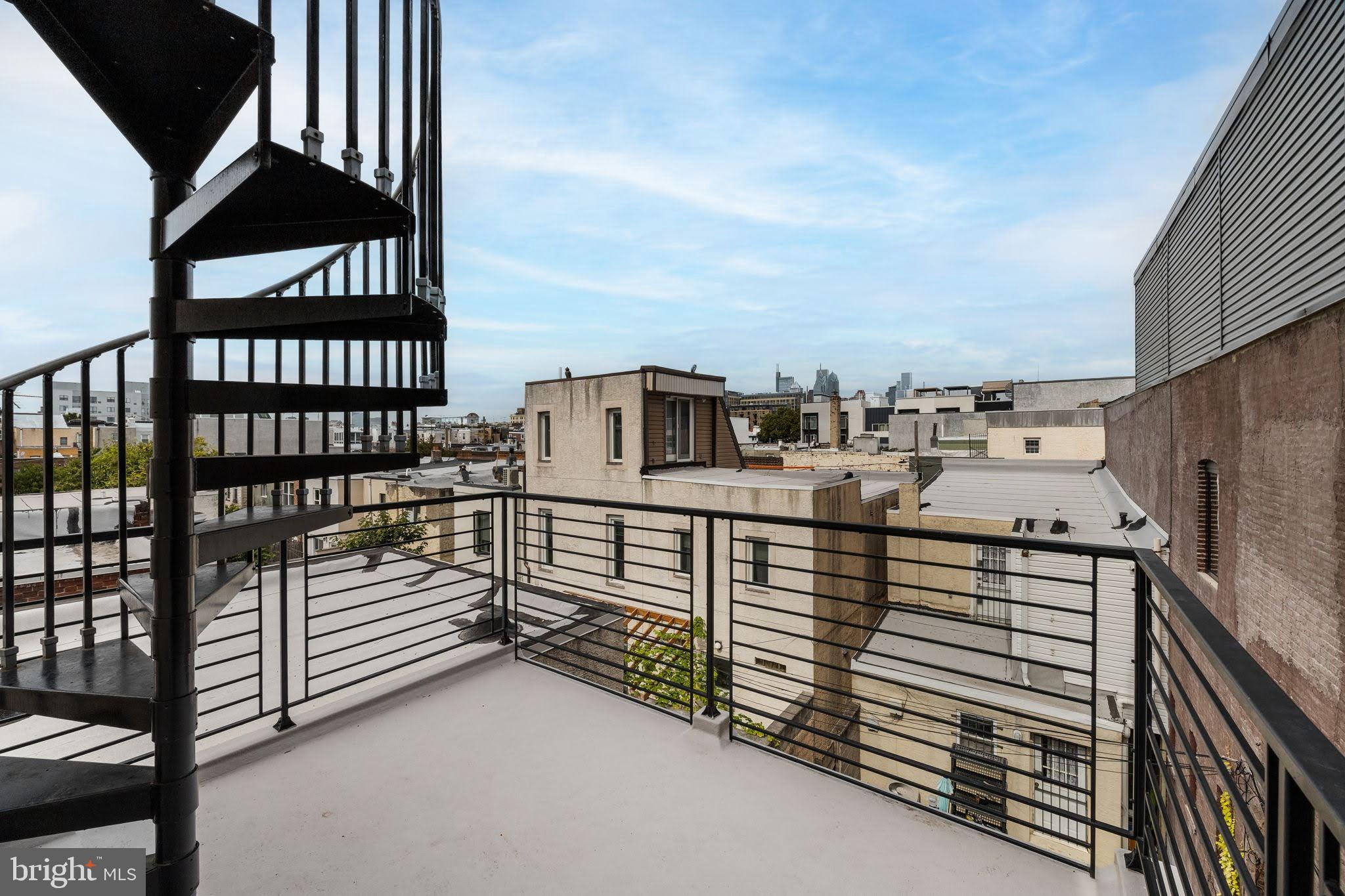 PASSYUNK SQUARE - Residential