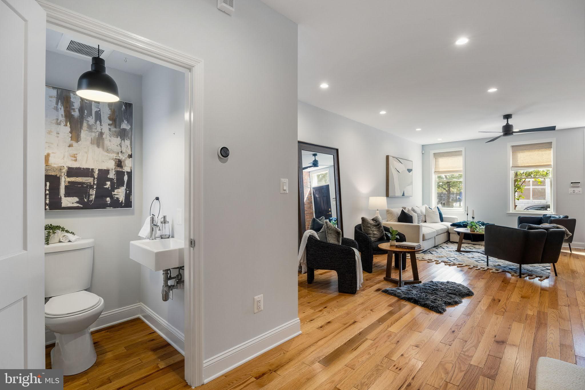 PASSYUNK SQUARE - Residential