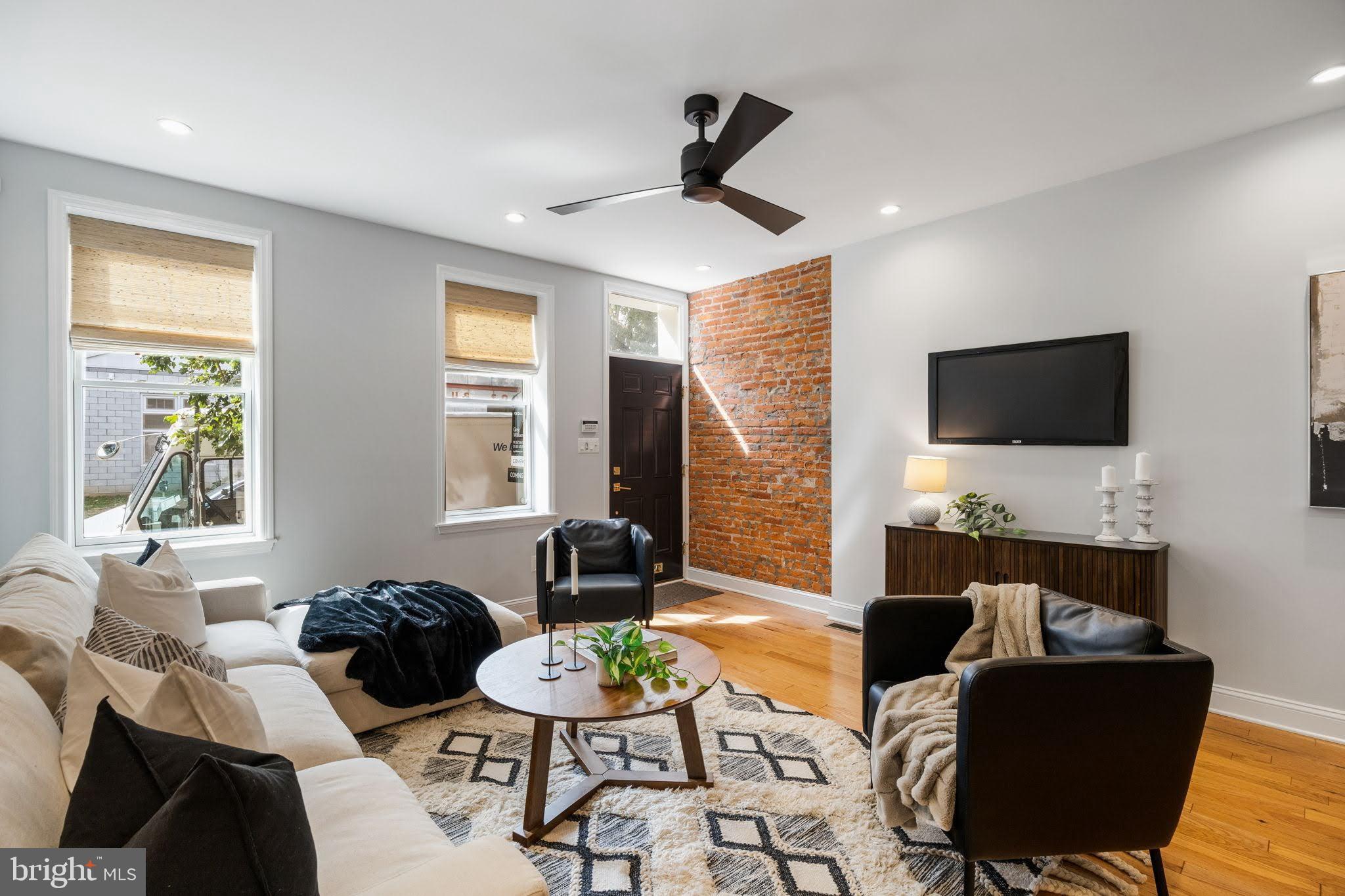 PASSYUNK SQUARE - Residential