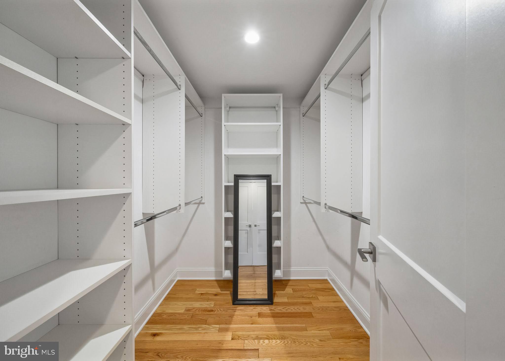 PASSYUNK SQUARE - Residential