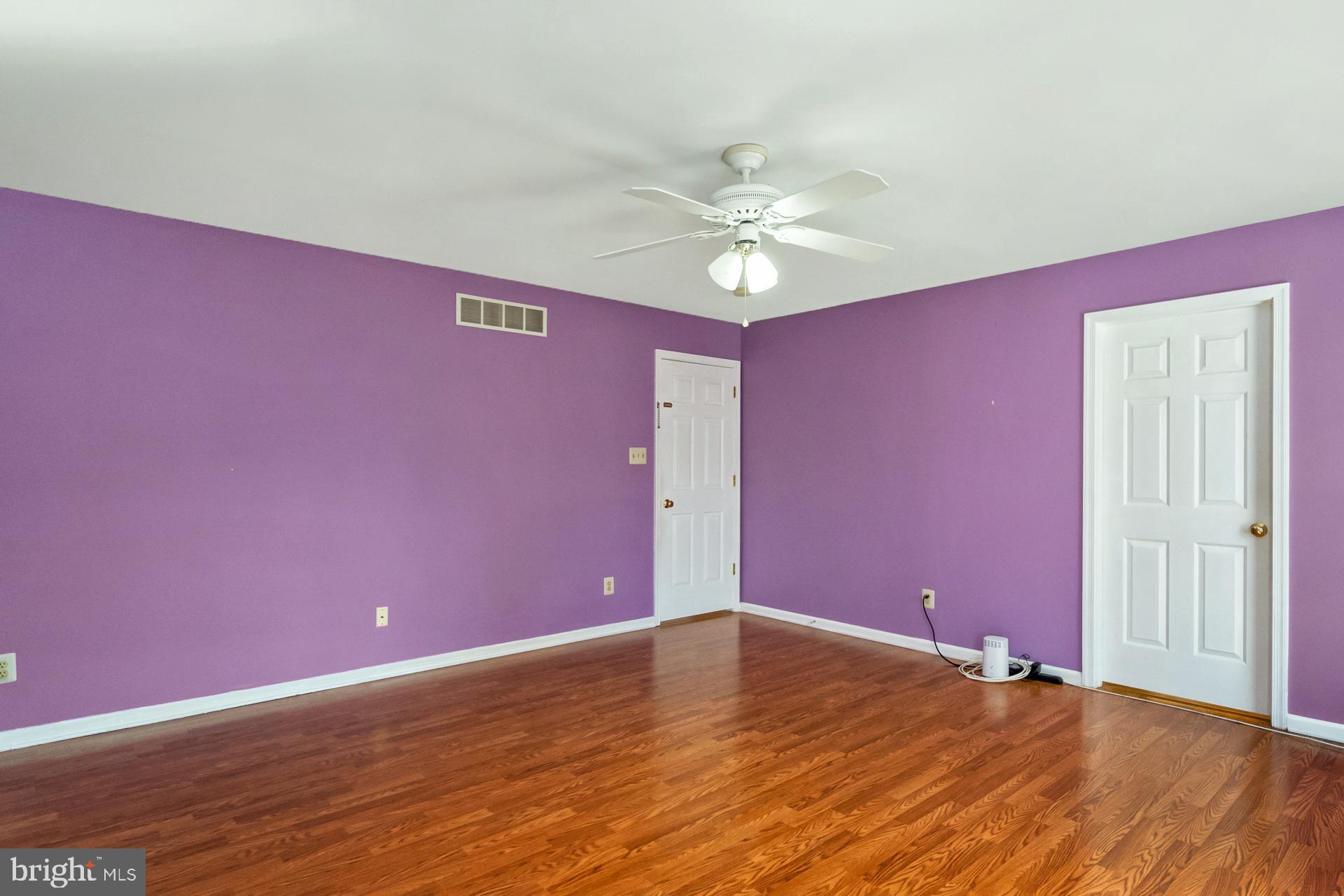 SPINNERSTOWN CROSS - Residential