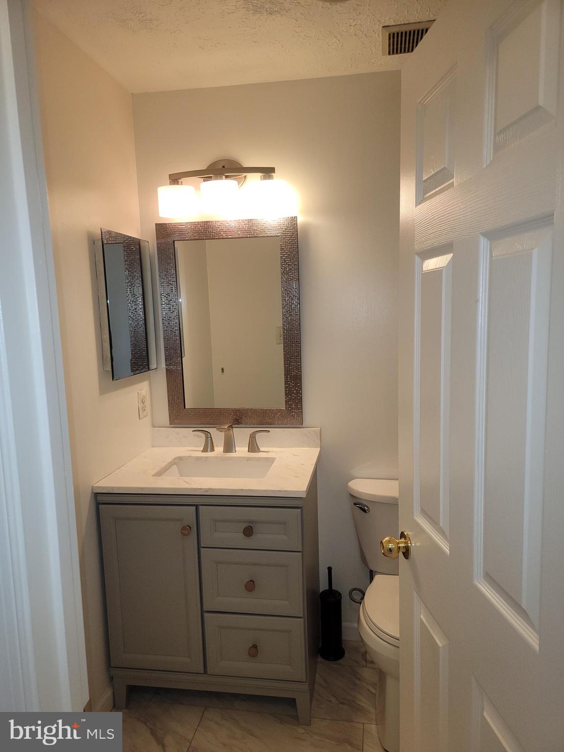 EAGLES LANDING AT WATERS EDGE - Residential