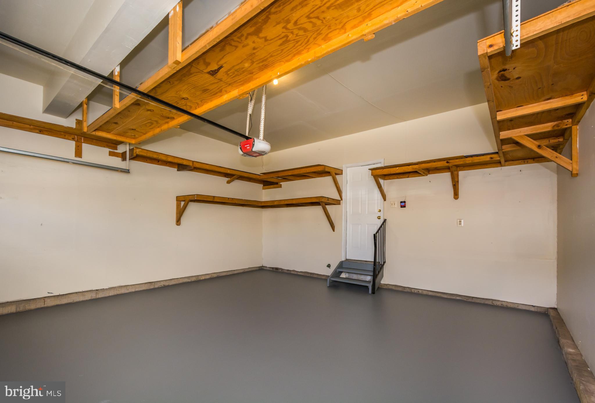 CYPRESS HILLS - Residential Lease