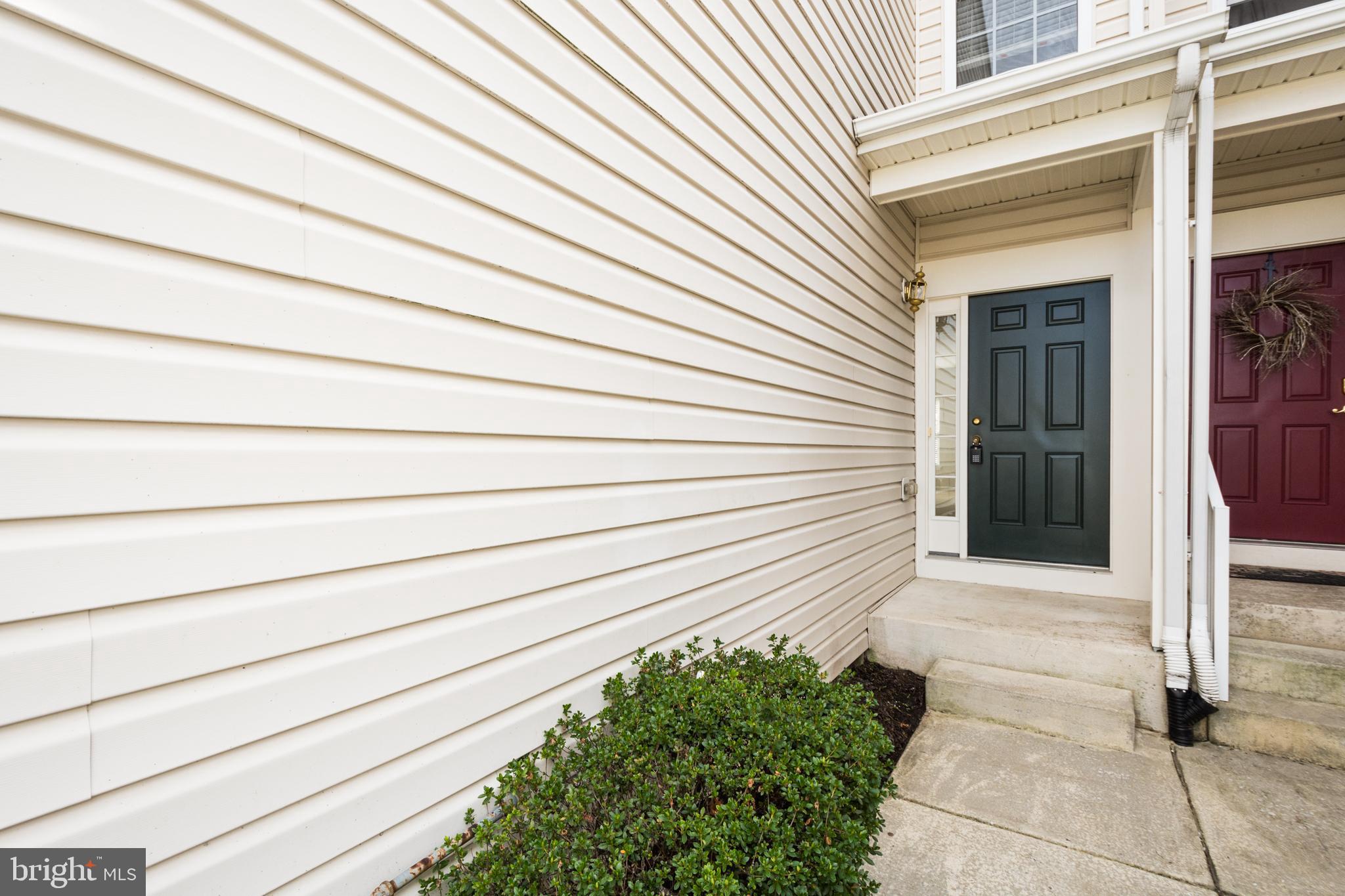 CYPRESS HILLS - Residential Lease