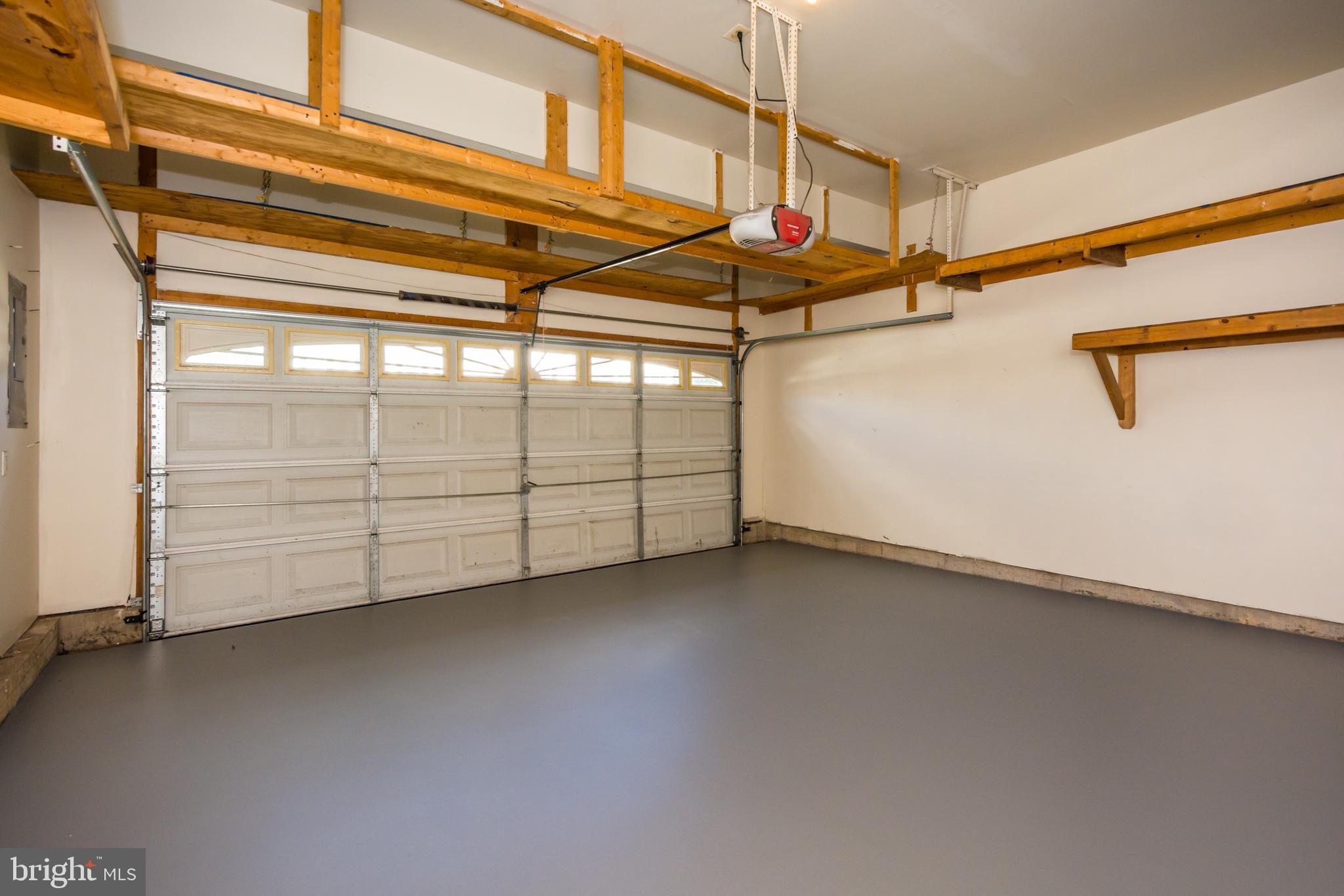 CYPRESS HILLS - Residential Lease