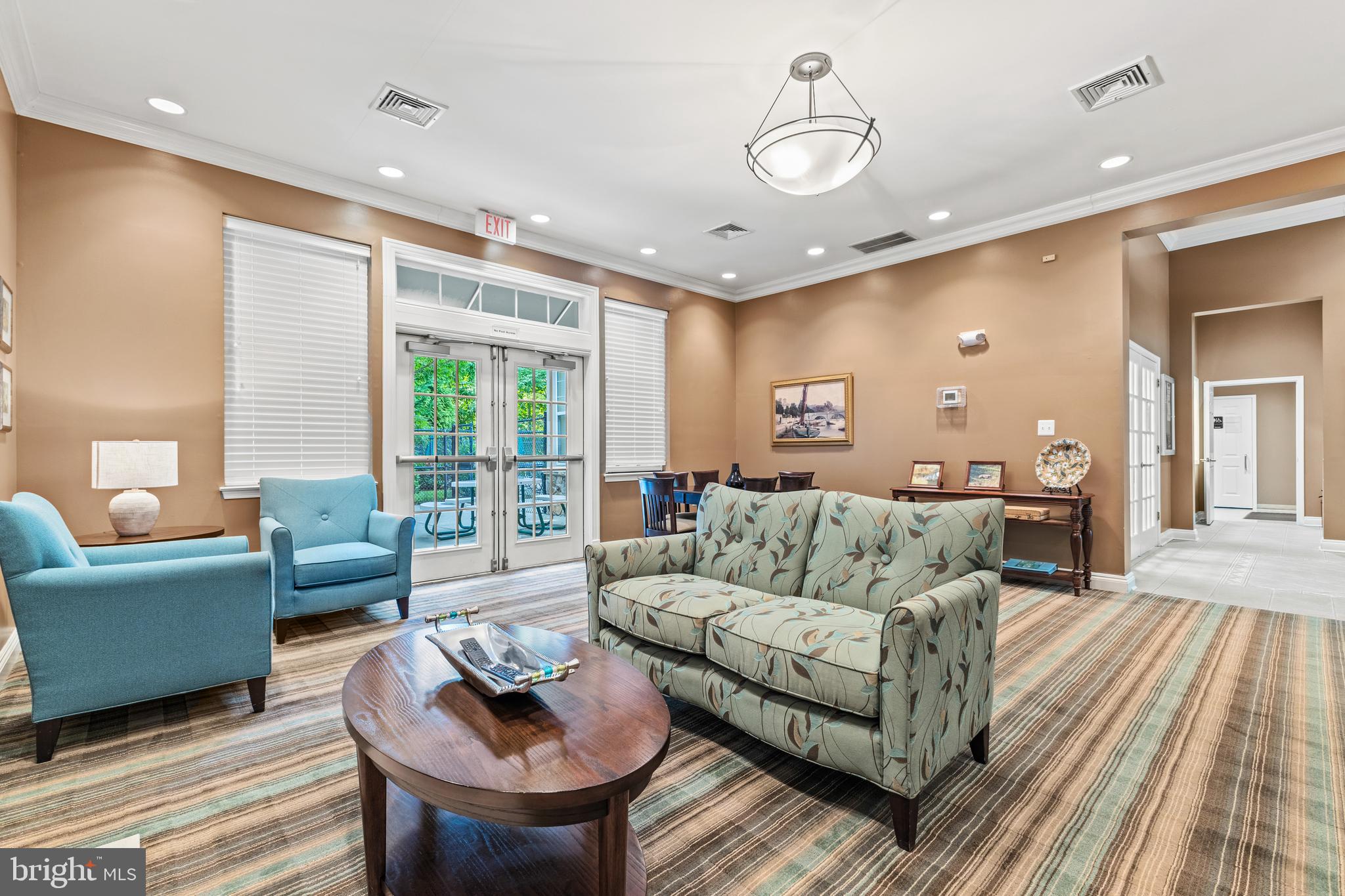 LAKELANDS RIDGE - Residential