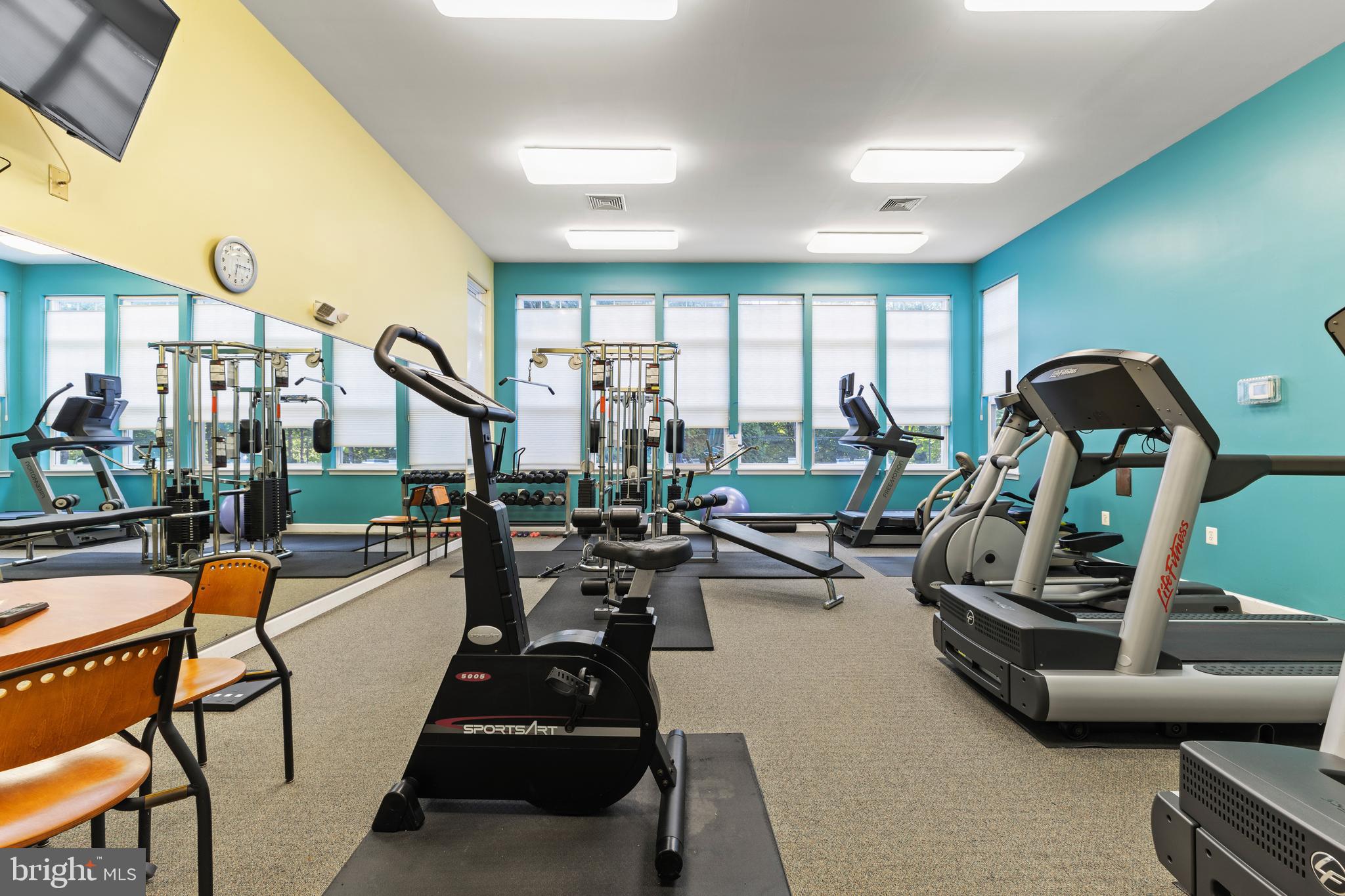 LAKELANDS RIDGE - Residential